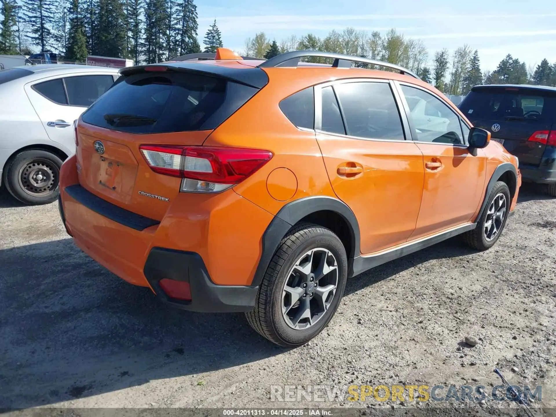 4 Photograph of a damaged car JF2GTACC8K8324191 SUBARU CROSSTREK 2019