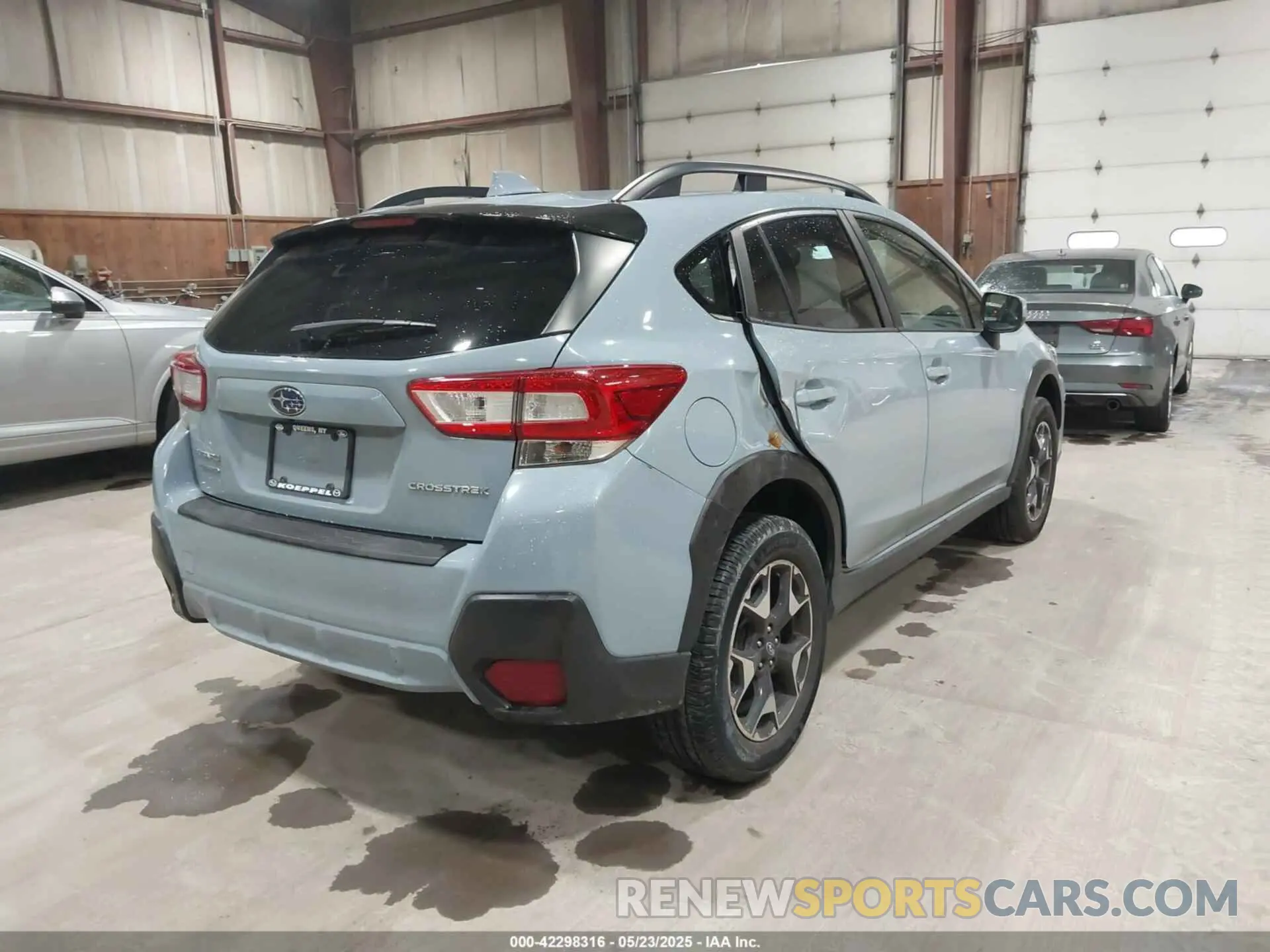 17 Photograph of a damaged car JF2GTACC8K8325843 SUBARU CROSSTREK 2019