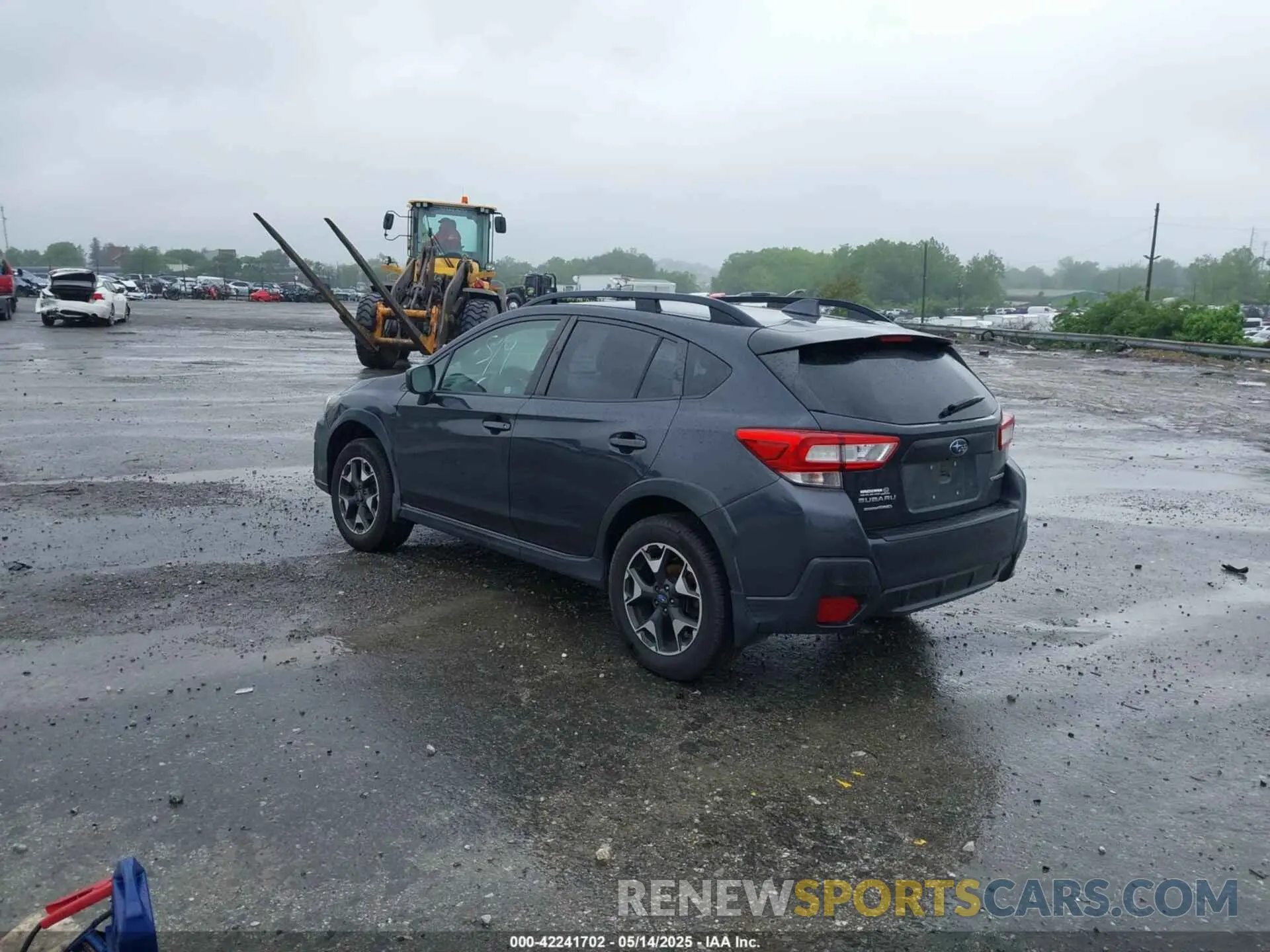 3 Photograph of a damaged car JF2GTACC9K8205601 SUBARU CROSSTREK 2019