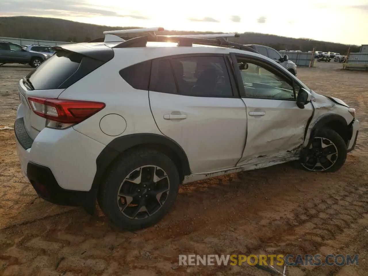 3 Photograph of a damaged car JF2GTADC1K8214906 SUBARU CROSSTREK 2019