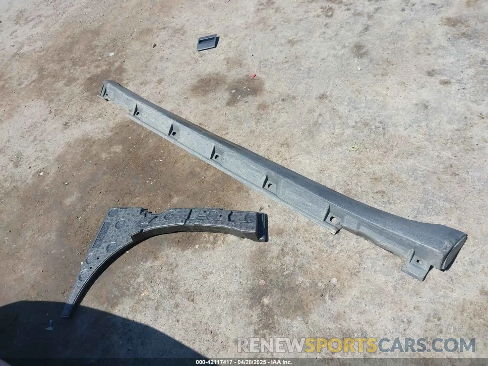 12 Photograph of a damaged car JF2GTAEC1KH250092 SUBARU CROSSTREK 2019