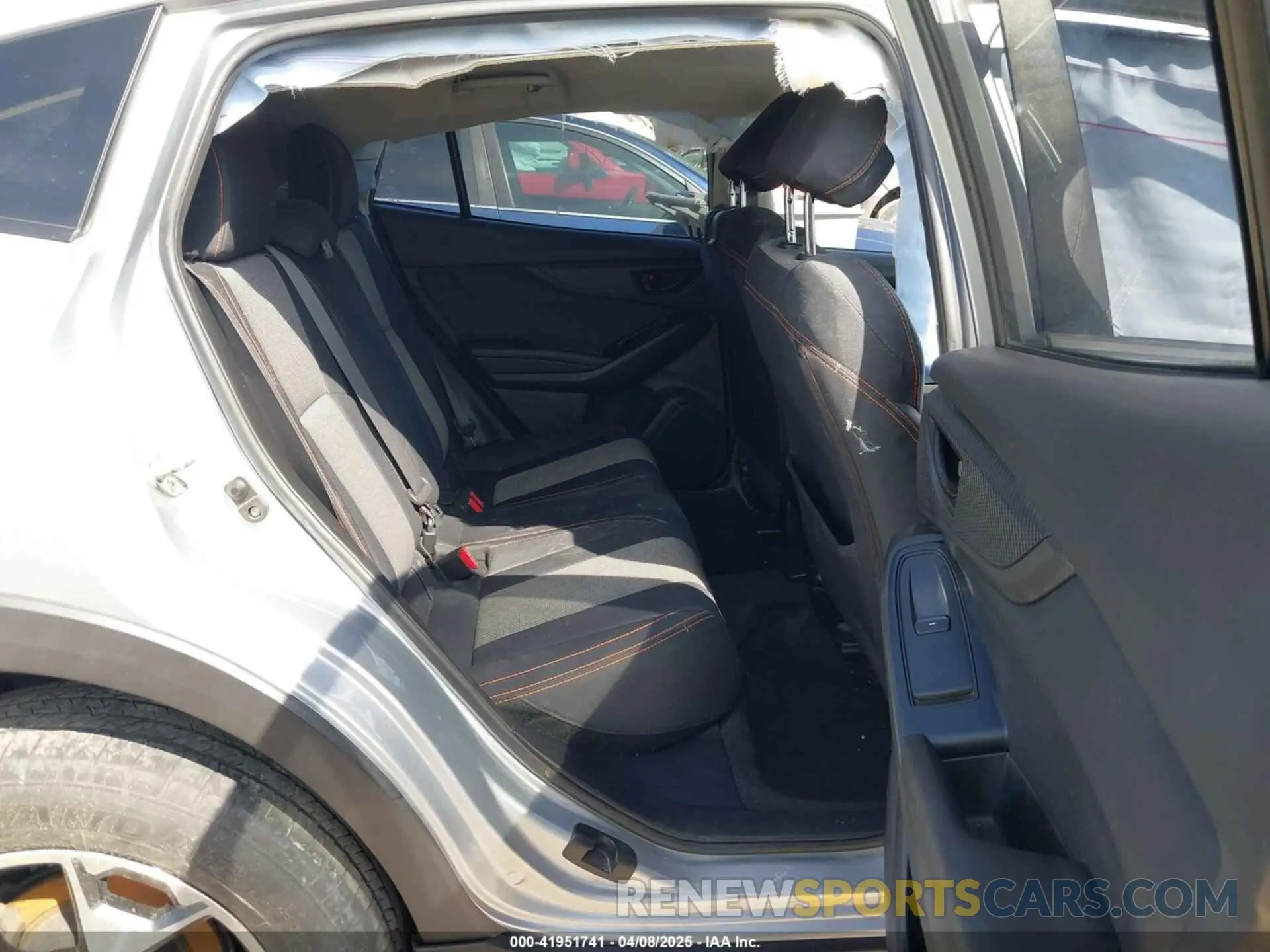 8 Photograph of a damaged car JF2GTAEC1KH310985 SUBARU CROSSTREK 2019