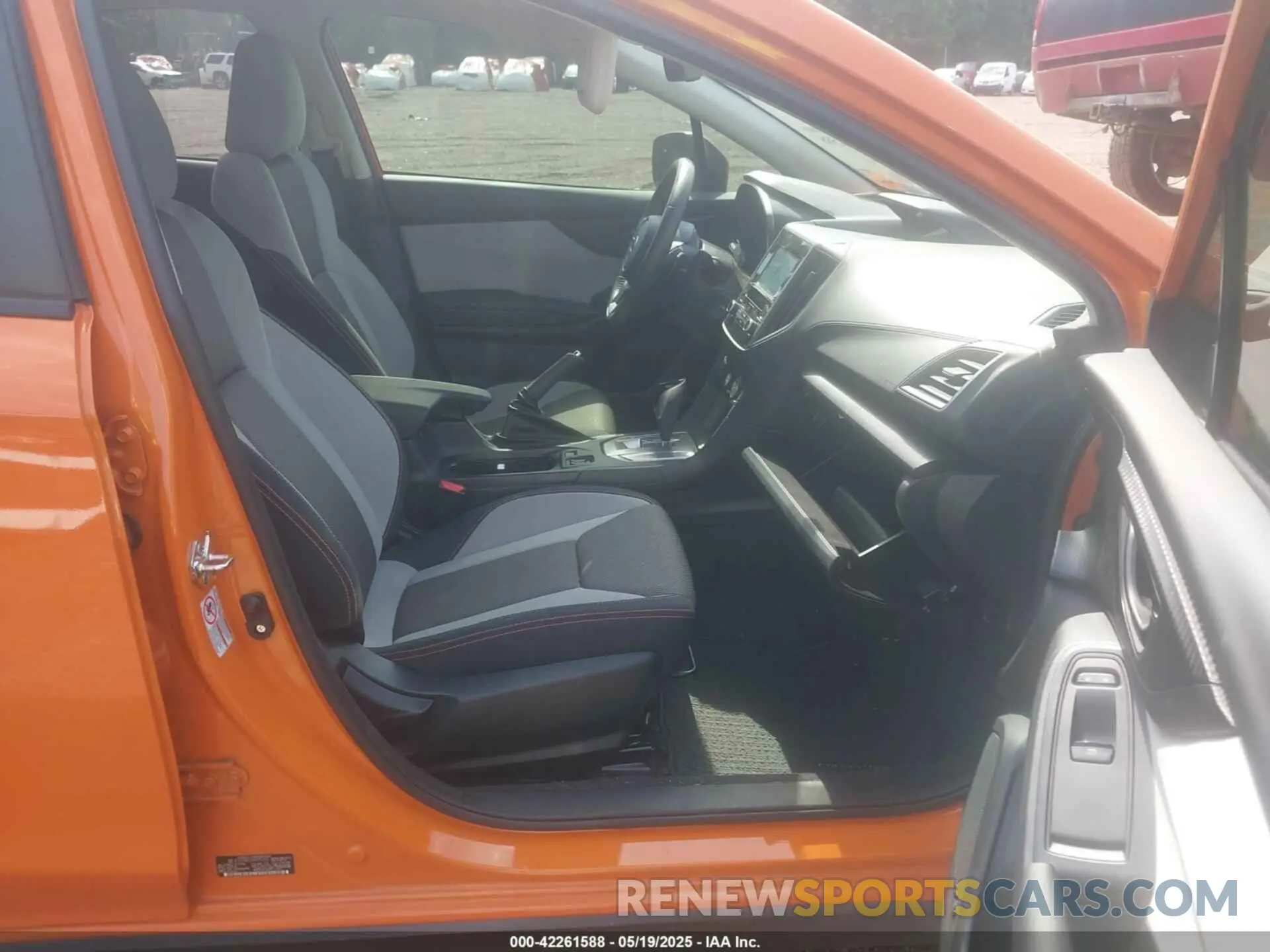 5 Photograph of a damaged car JF2GTAEC2K8235763 SUBARU CROSSTREK 2019