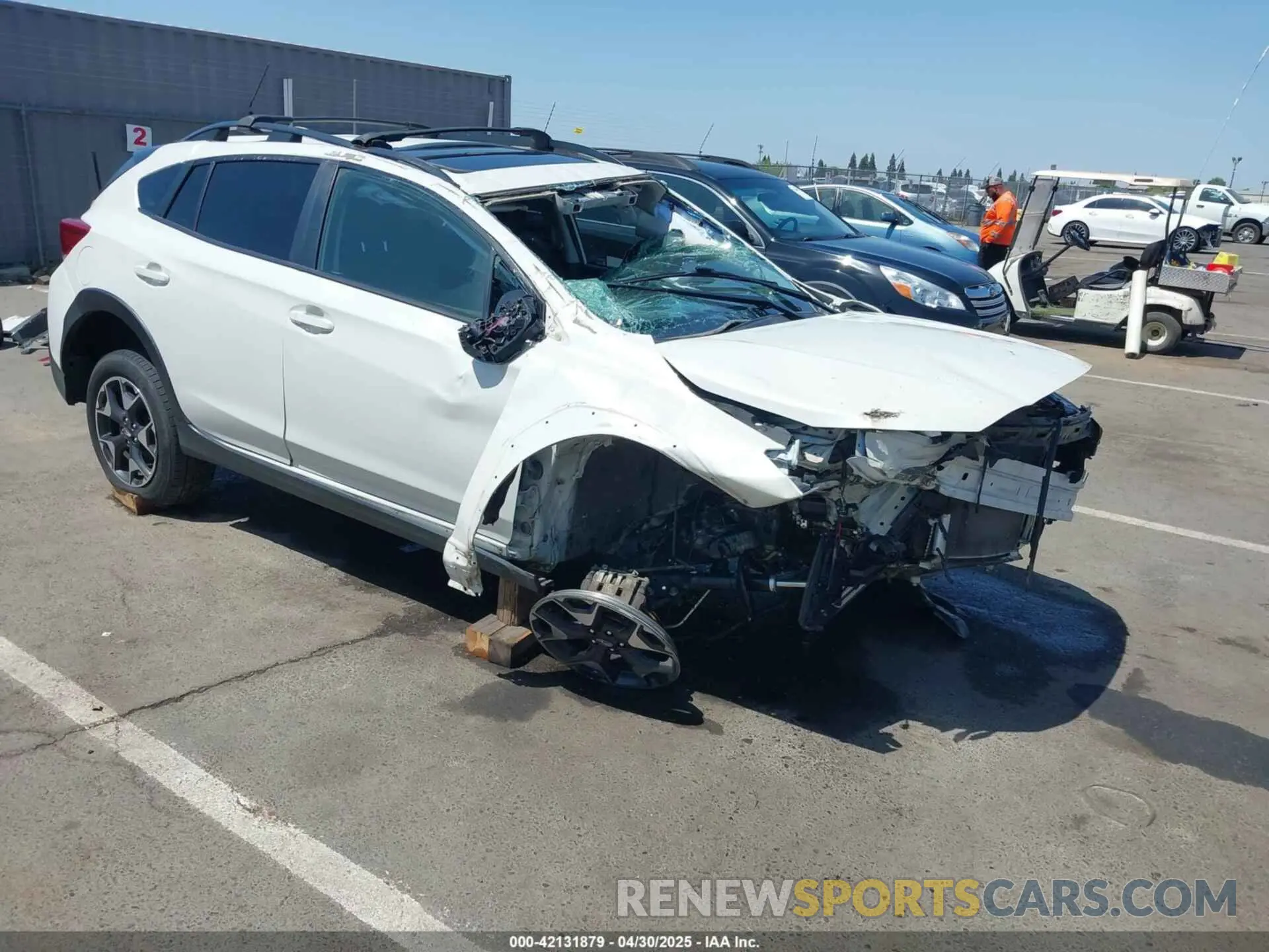 1 Photograph of a damaged car JF2GTAEC3K8236338 SUBARU CROSSTREK 2019