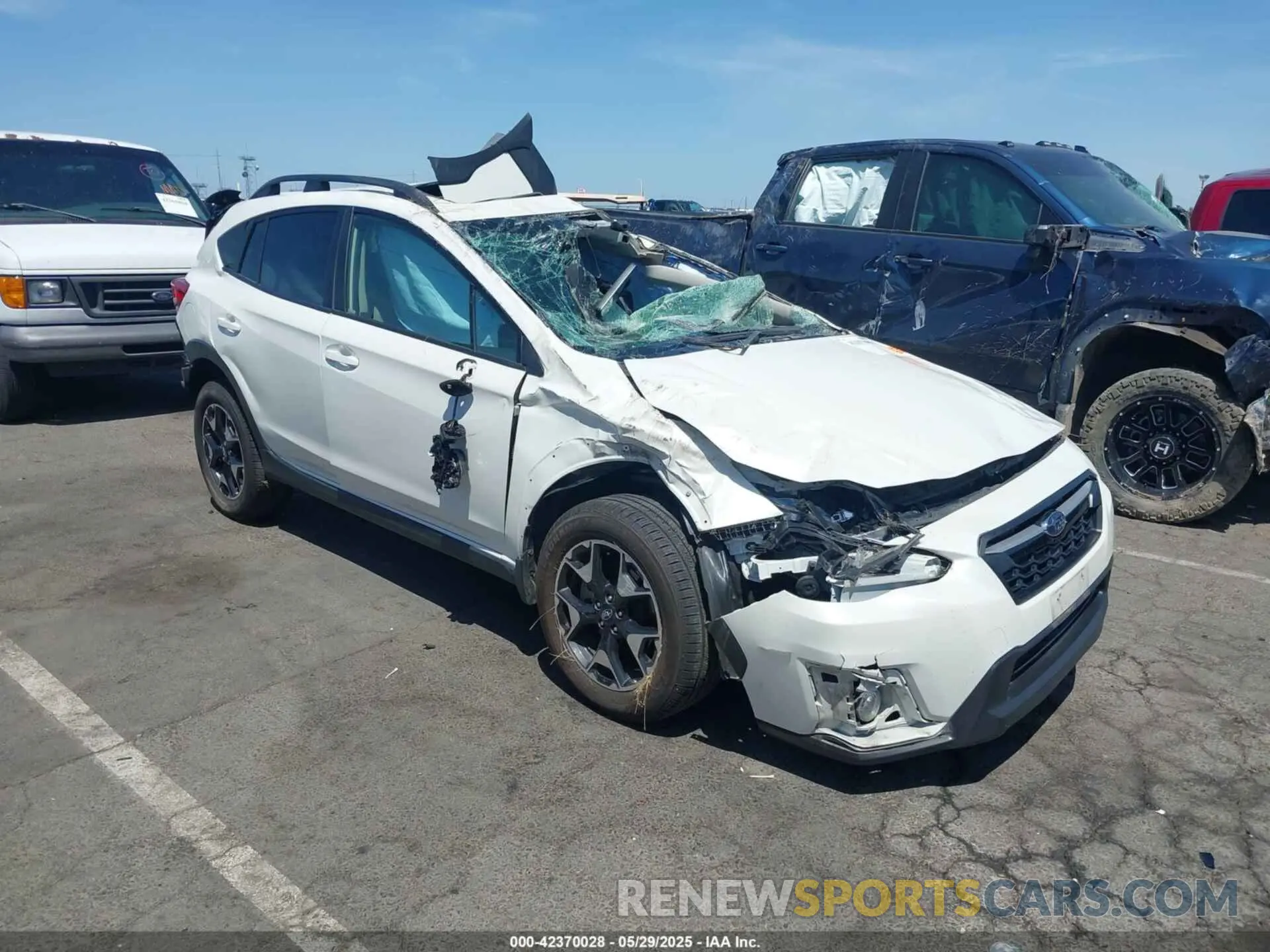 1 Photograph of a damaged car JF2GTAEC3KH223220 SUBARU CROSSTREK 2019