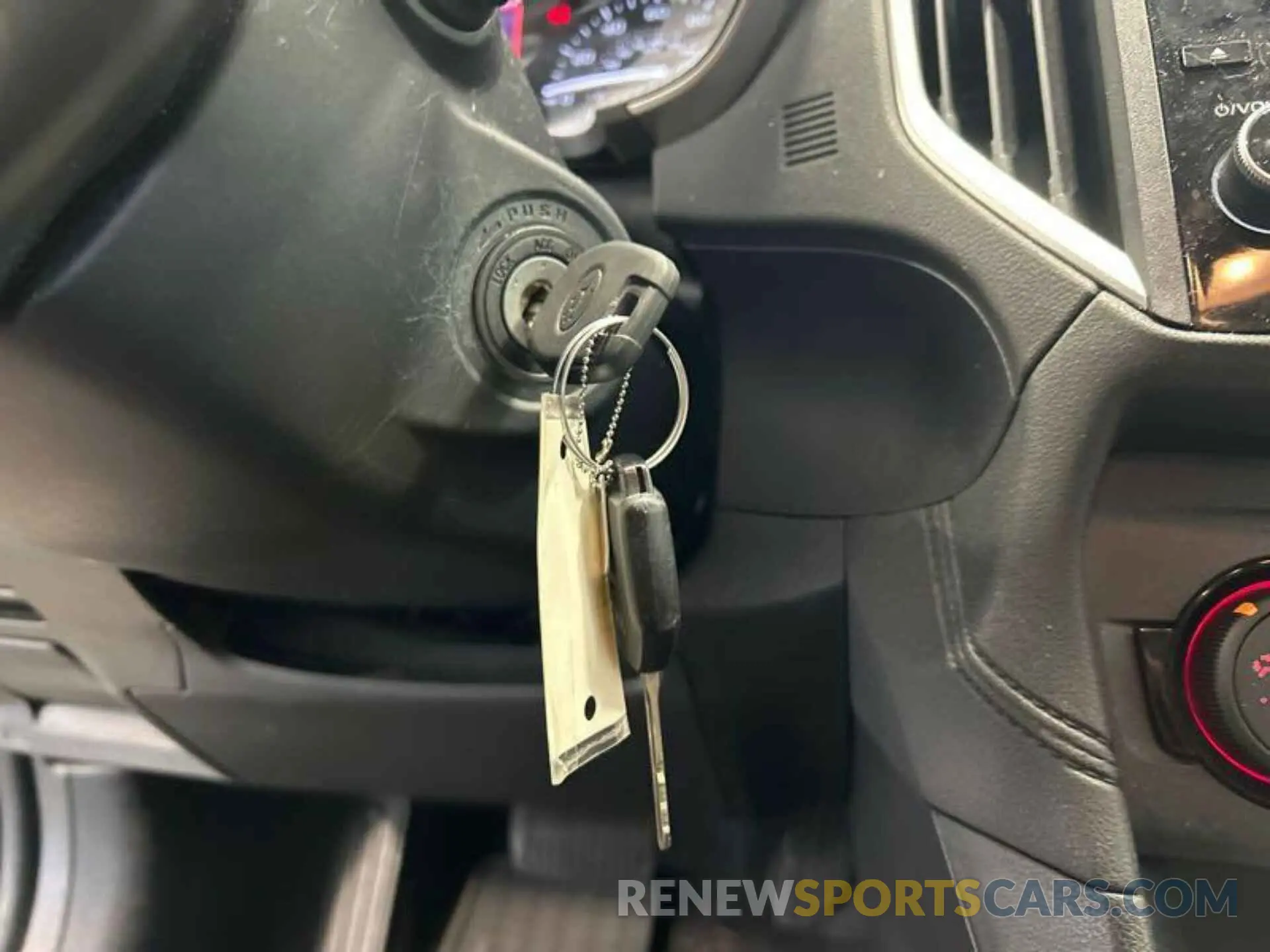 18 Photograph of a damaged car JF2GTAEC3KH378026 SUBARU CROSSTREK 2019
