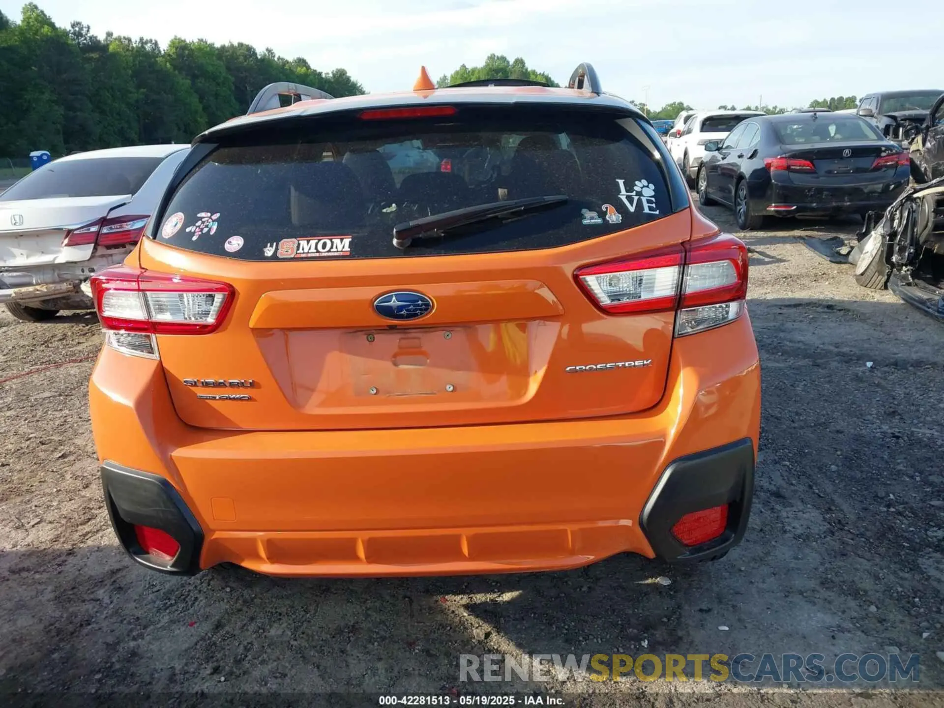 16 Photograph of a damaged car JF2GTAEC4KH241757 SUBARU CROSSTREK 2019