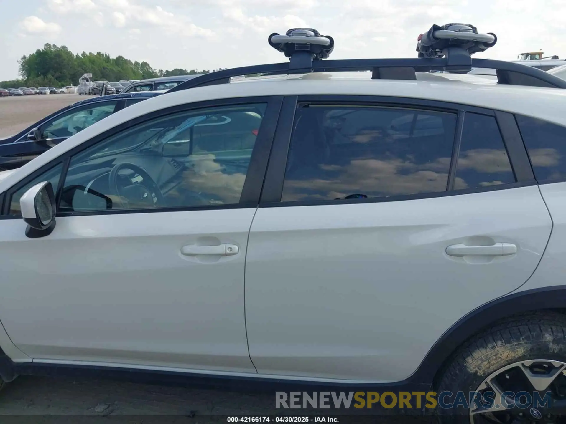 15 Photograph of a damaged car JF2GTAEC4KH307353 SUBARU CROSSTREK 2019