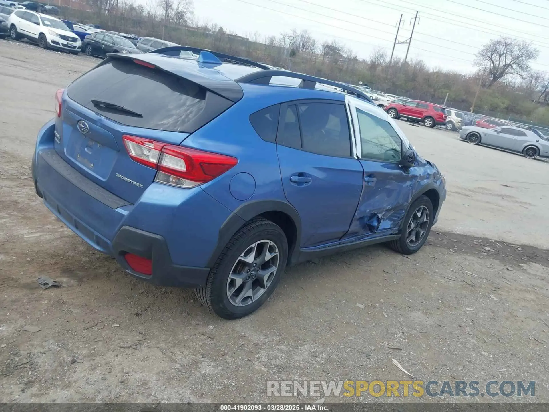 4 Photograph of a damaged car JF2GTAEC5KH237202 SUBARU CROSSTREK 2019