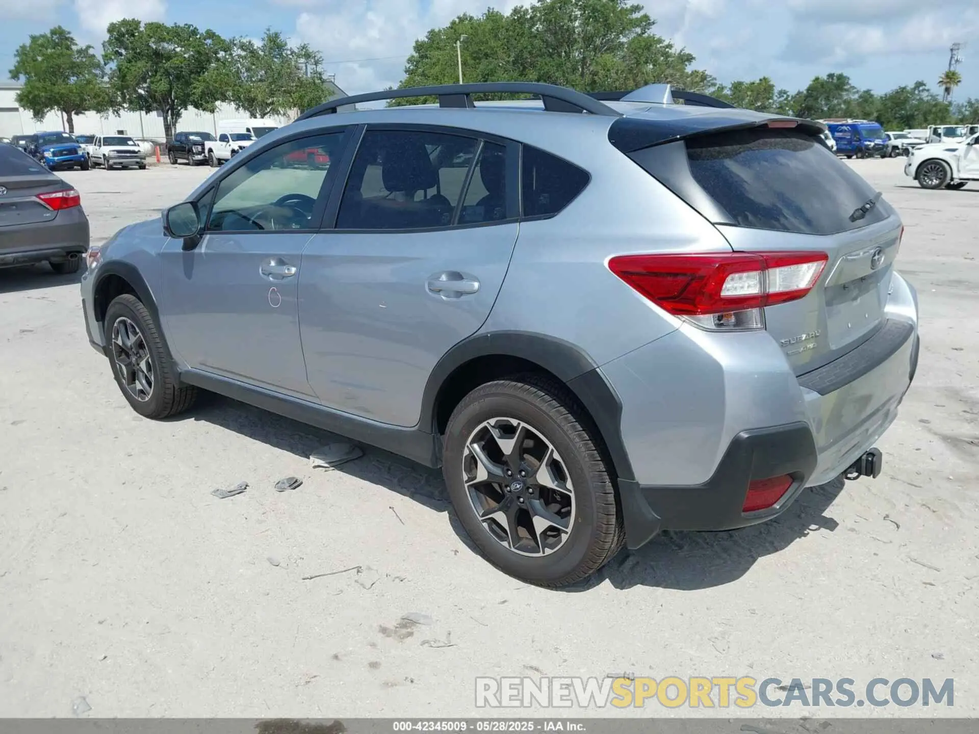 3 Photograph of a damaged car JF2GTAEC5KH336232 SUBARU CROSSTREK 2019