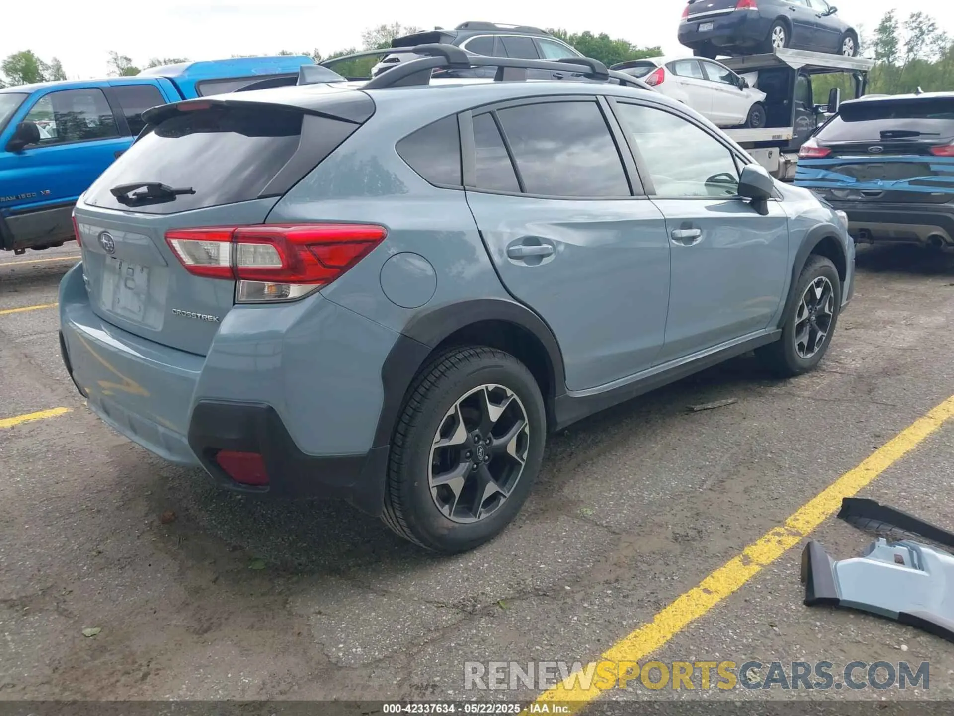 4 Photograph of a damaged car JF2GTAEC7KH263168 SUBARU CROSSTREK 2019