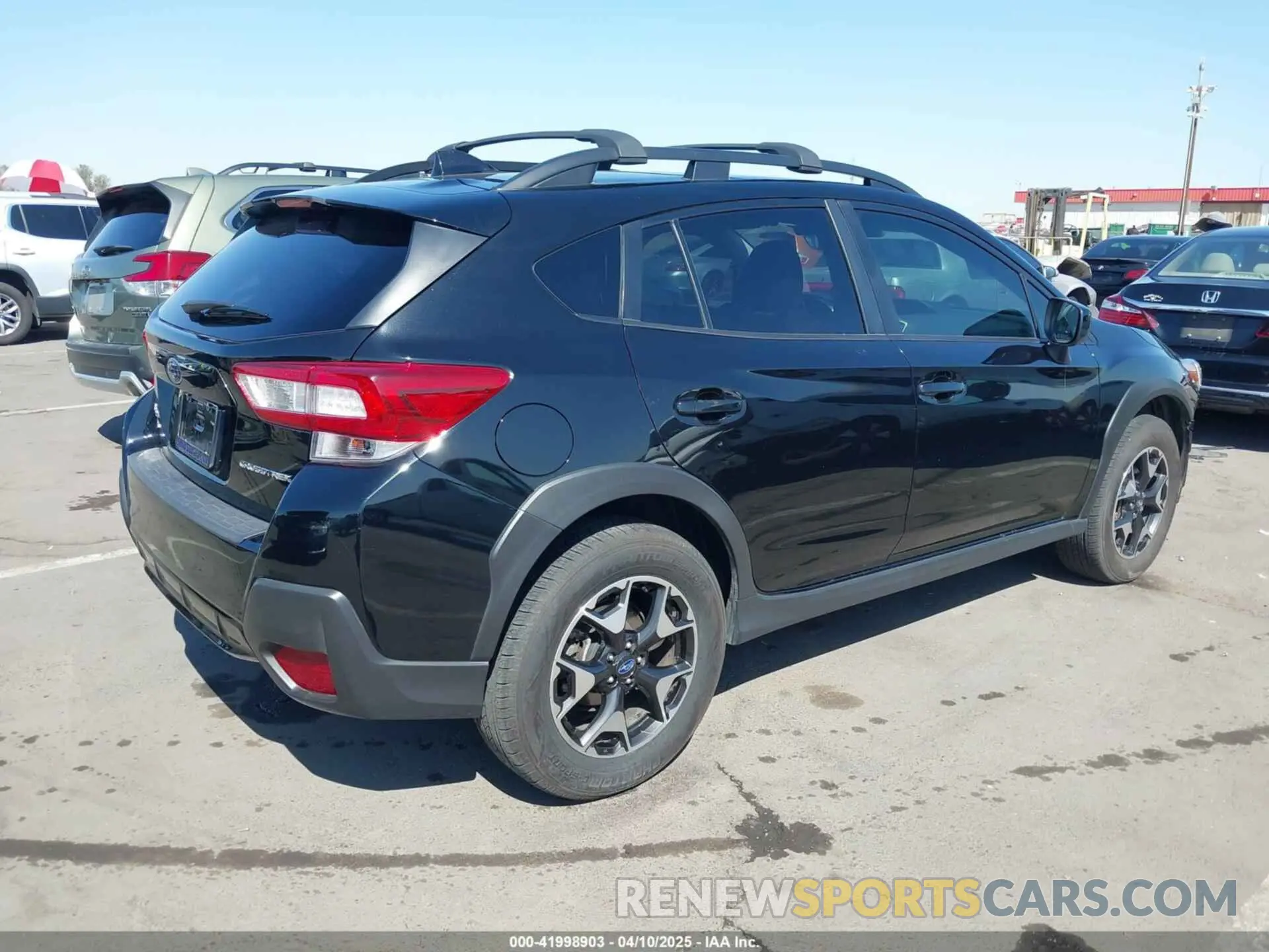 4 Photograph of a damaged car JF2GTAEC8KH251546 SUBARU CROSSTREK 2019