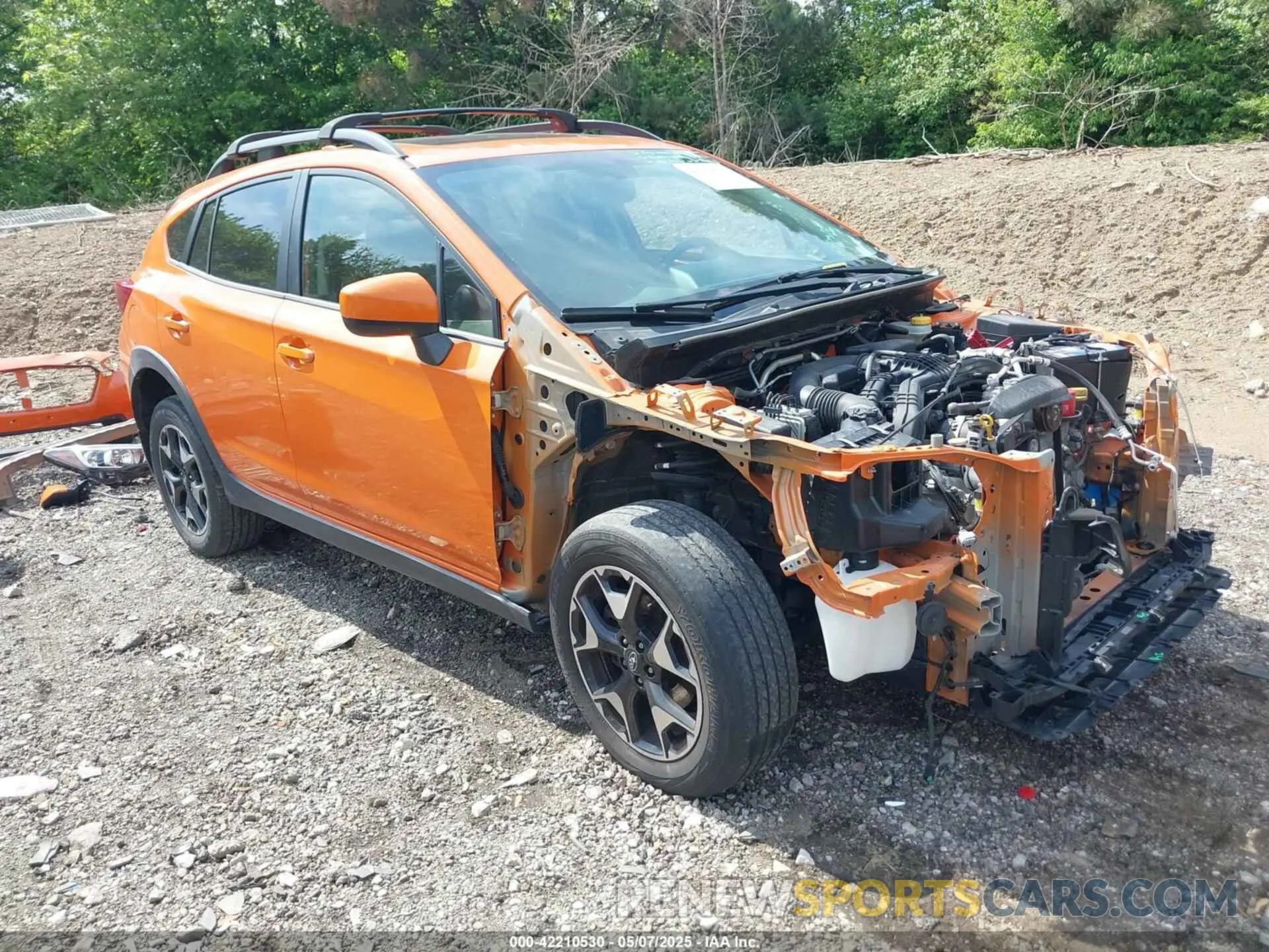 1 Photograph of a damaged car JF2GTAEC8KH308053 SUBARU CROSSTREK 2019