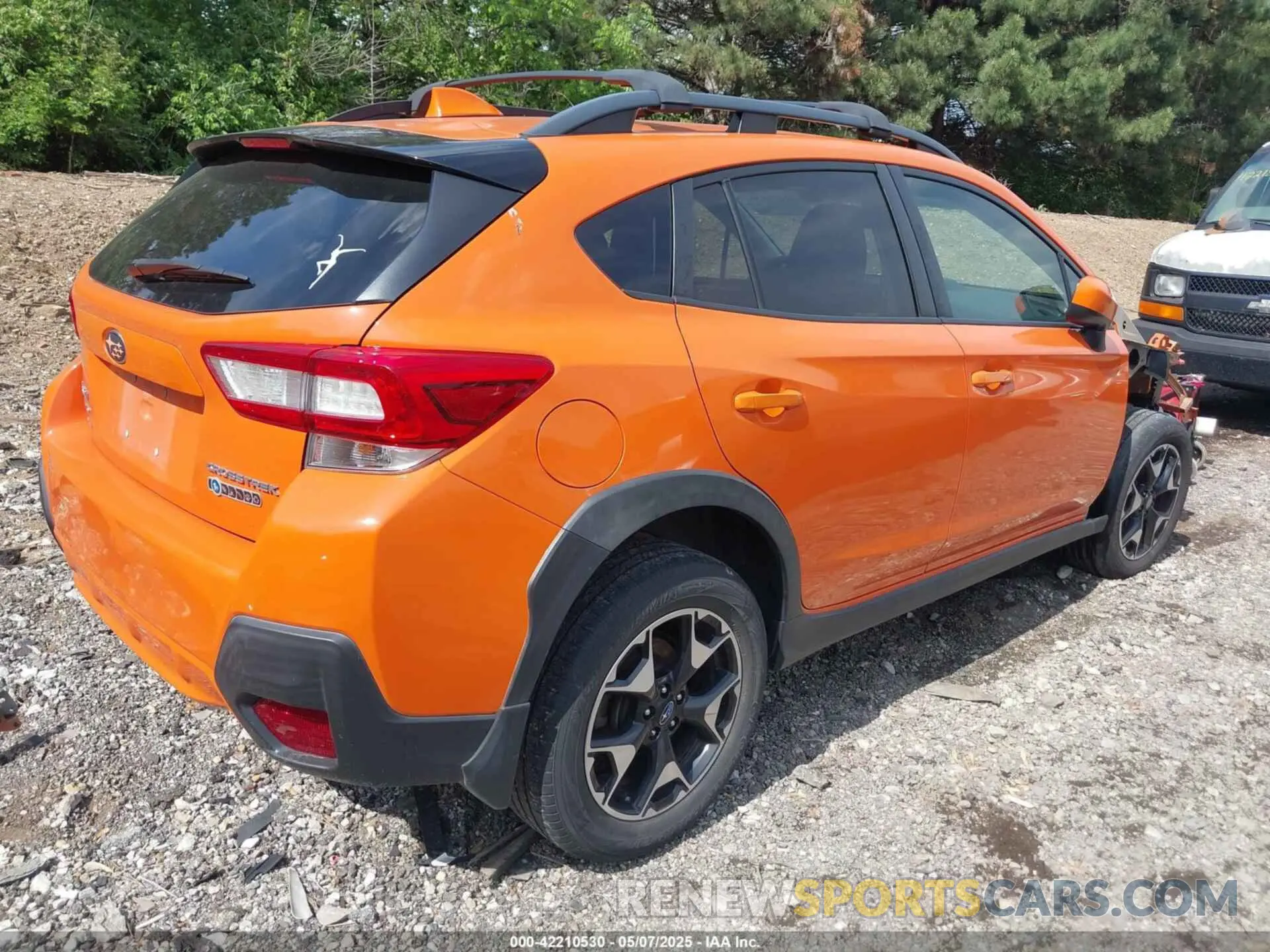 4 Photograph of a damaged car JF2GTAEC8KH308053 SUBARU CROSSTREK 2019
