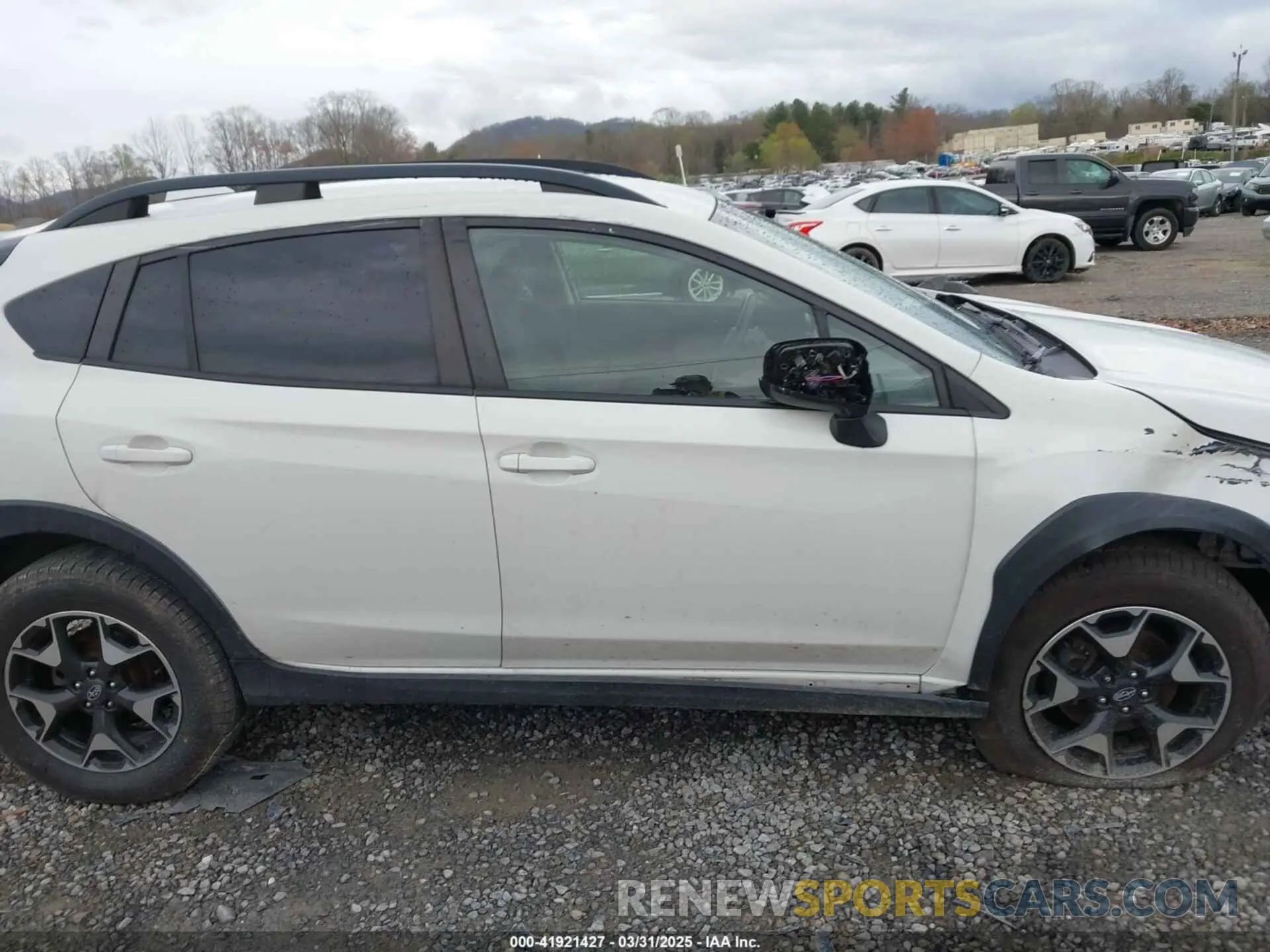 14 Photograph of a damaged car JF2GTAEC8KH317707 SUBARU CROSSTREK 2019