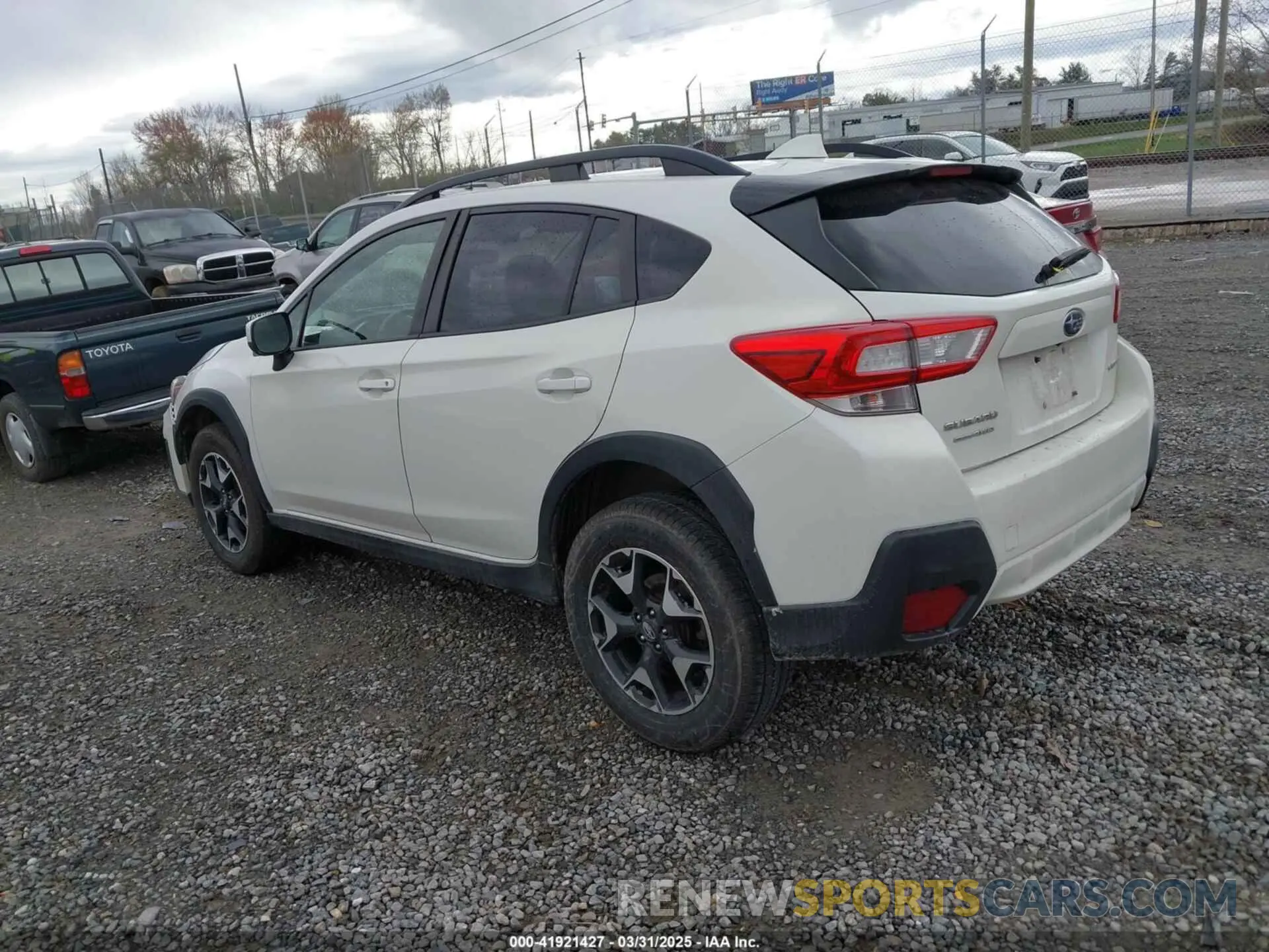 3 Photograph of a damaged car JF2GTAEC8KH317707 SUBARU CROSSTREK 2019