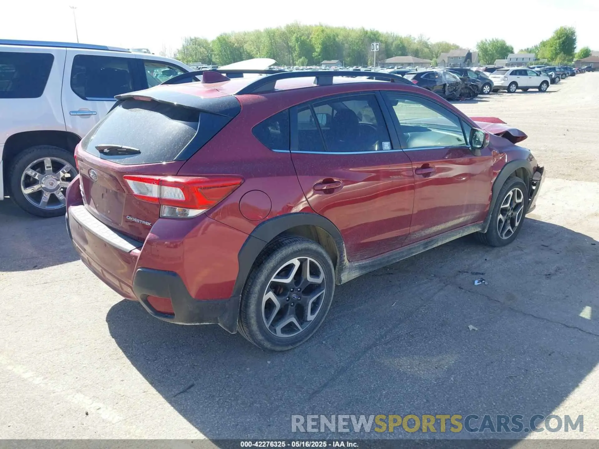 4 Photograph of a damaged car JF2GTAMC0K8343347 SUBARU CROSSTREK 2019