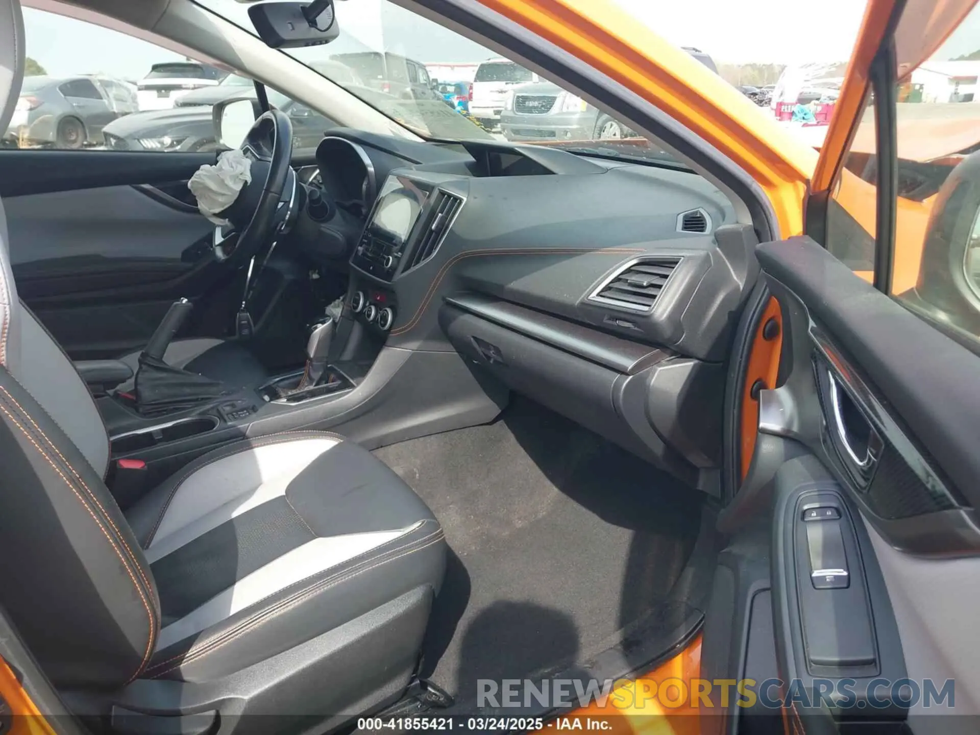 5 Photograph of a damaged car JF2GTAMC1K8242835 SUBARU CROSSTREK 2019