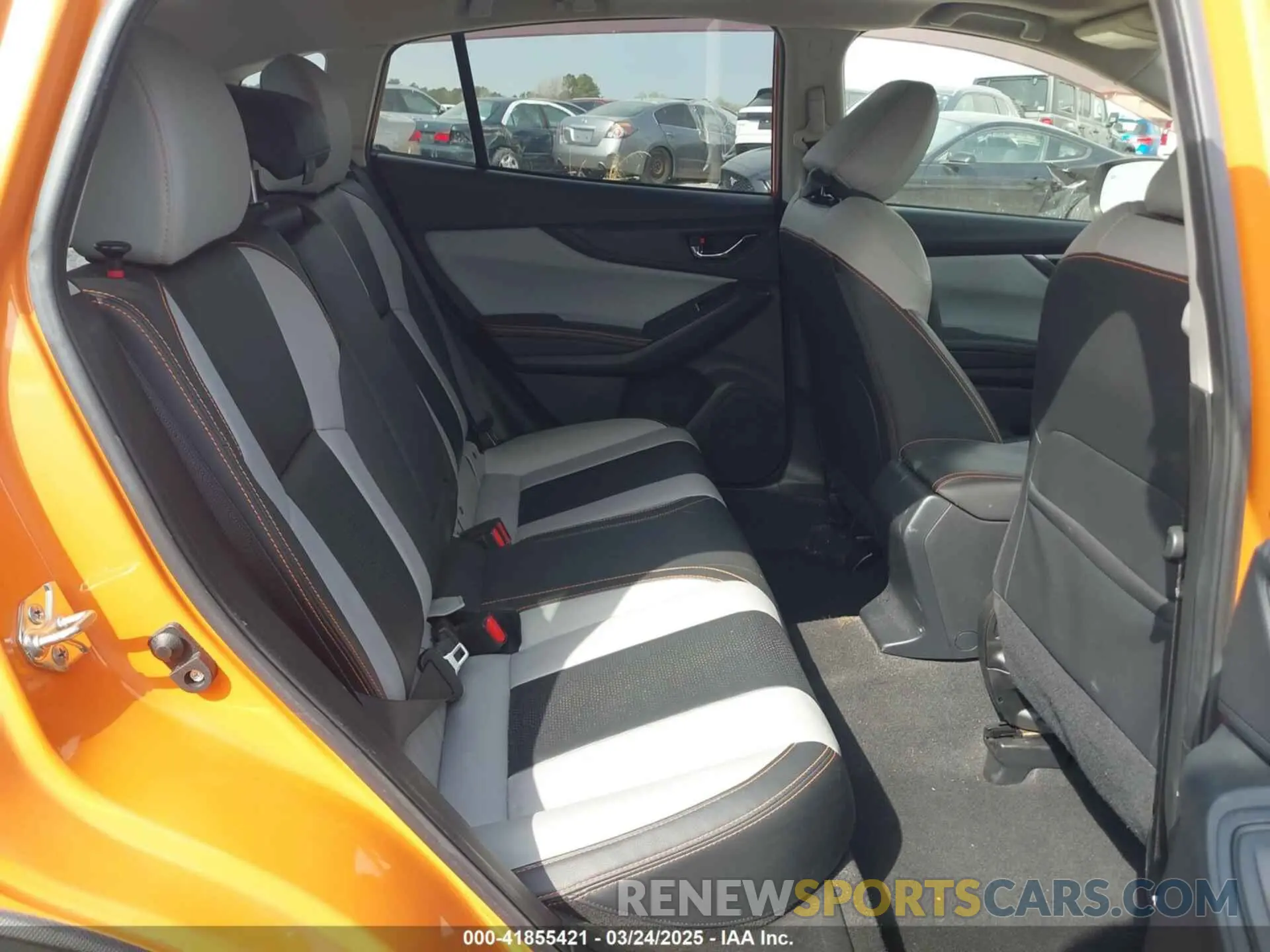 8 Photograph of a damaged car JF2GTAMC1K8242835 SUBARU CROSSTREK 2019