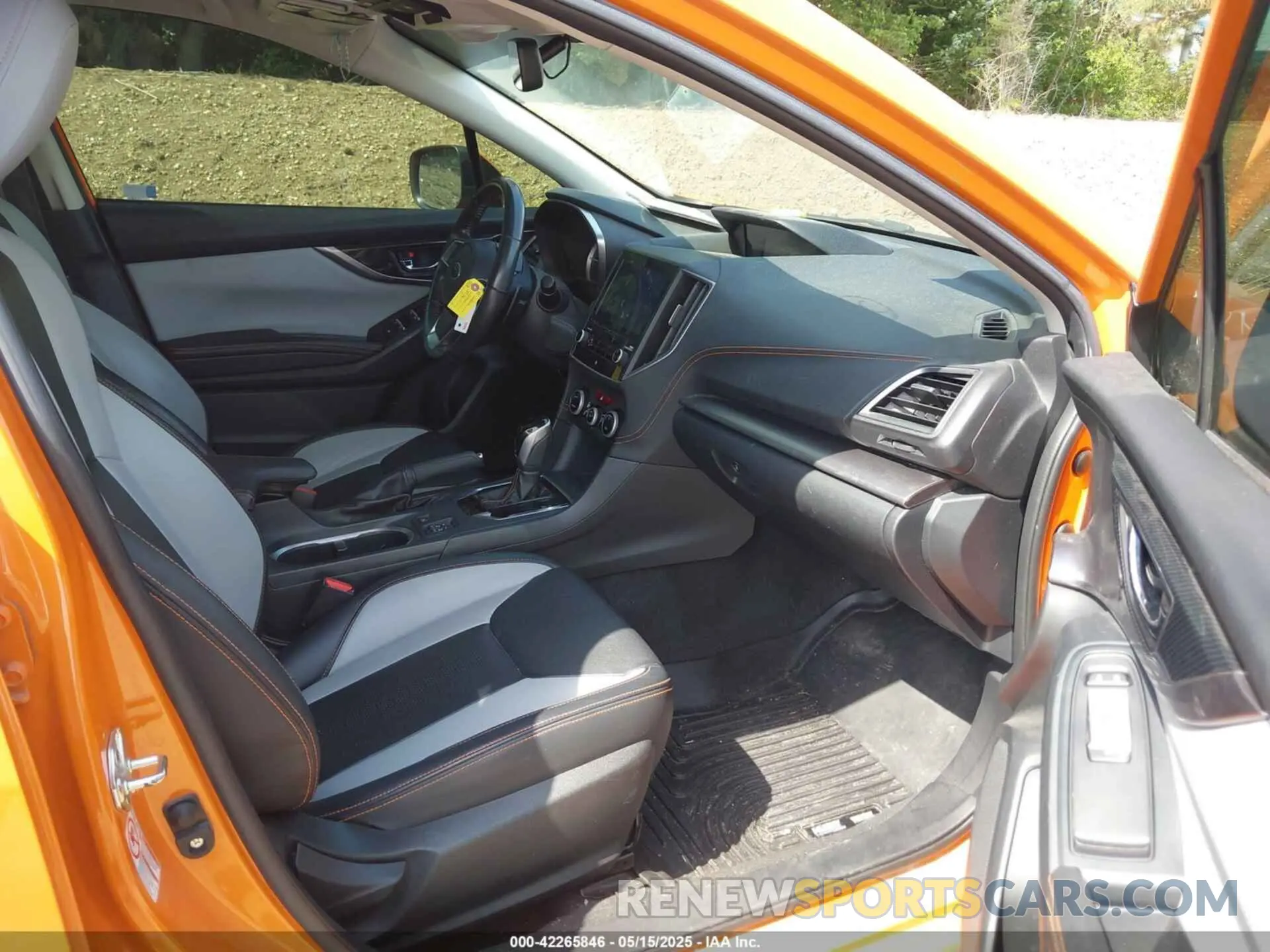 5 Photograph of a damaged car JF2GTAMC1K8301236 SUBARU CROSSTREK 2019