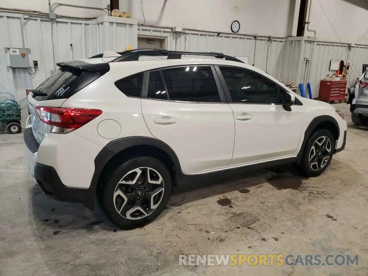 3 Photograph of a damaged car JF2GTAMC7K8373316 SUBARU CROSSTREK 2019