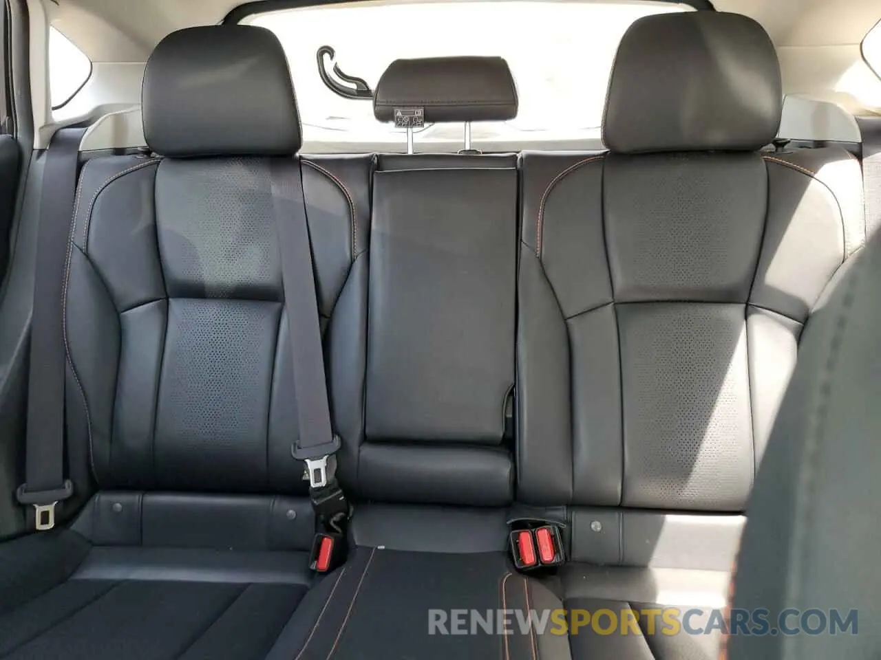 10 Photograph of a damaged car JF2GTAMC8KH363457 SUBARU CROSSTREK 2019