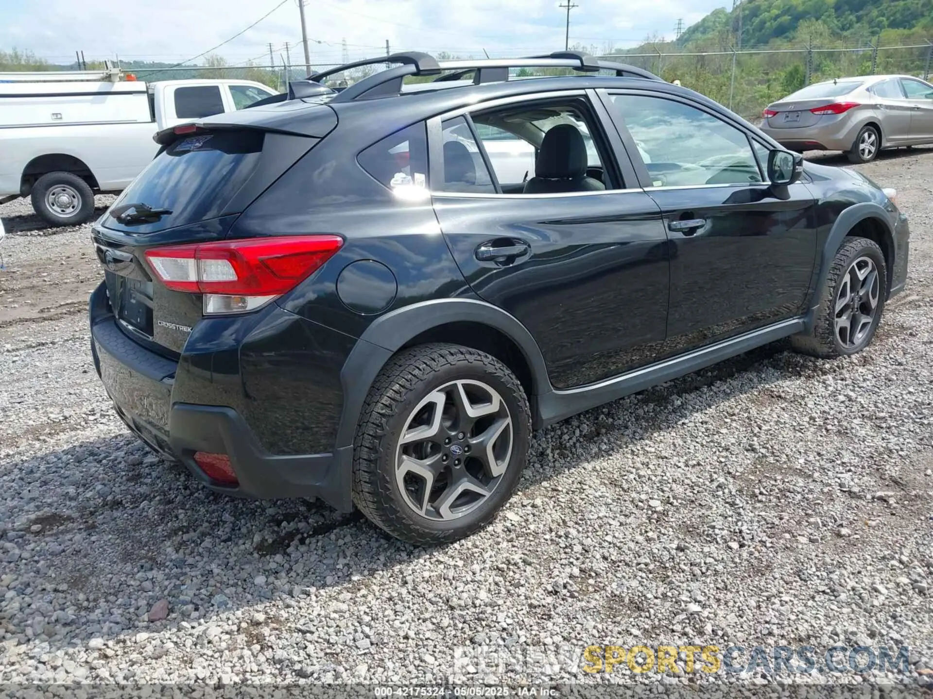 4 Photograph of a damaged car JF2GTANC0K8311643 SUBARU CROSSTREK 2019