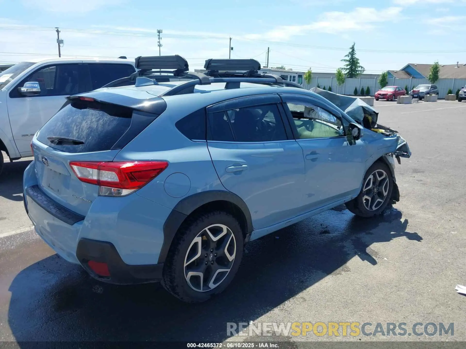 4 Photograph of a damaged car JF2GTANC5K8271639 SUBARU CROSSTREK 2019