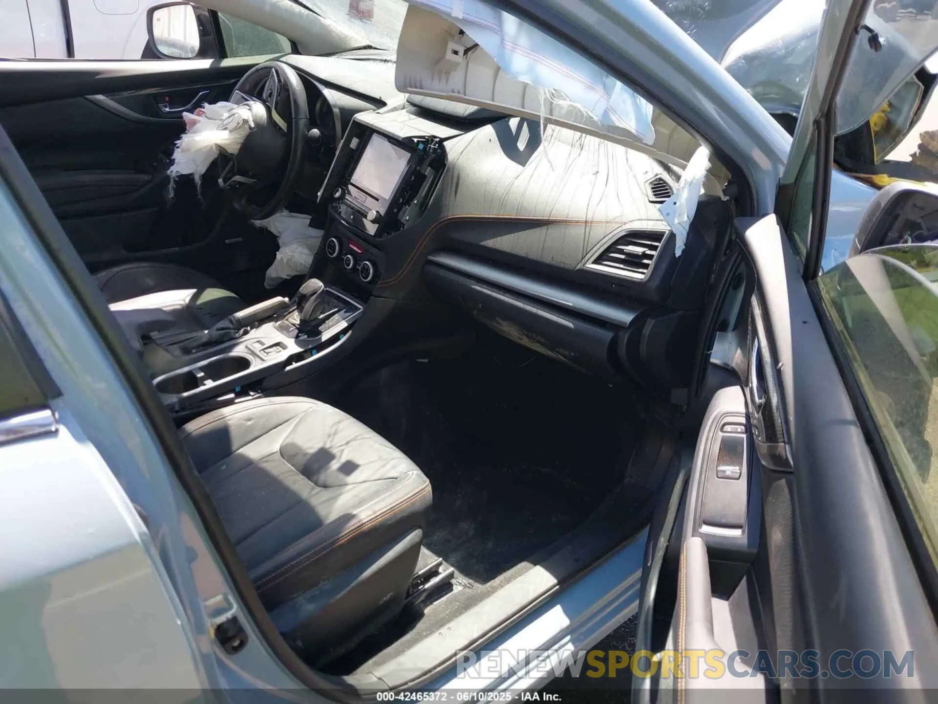 5 Photograph of a damaged car JF2GTANC5K8271639 SUBARU CROSSTREK 2019