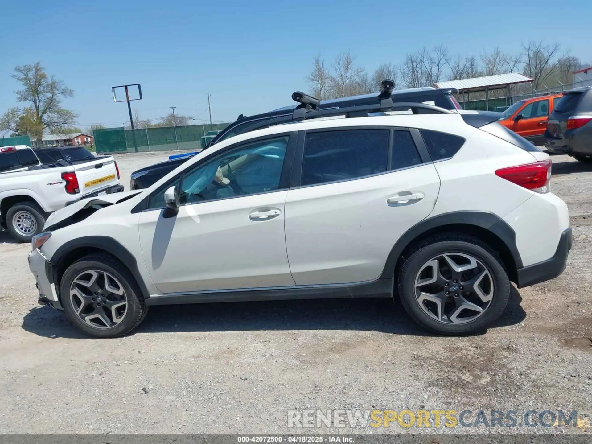 14 Photograph of a damaged car JF2GTANC9K8392223 SUBARU CROSSTREK 2019