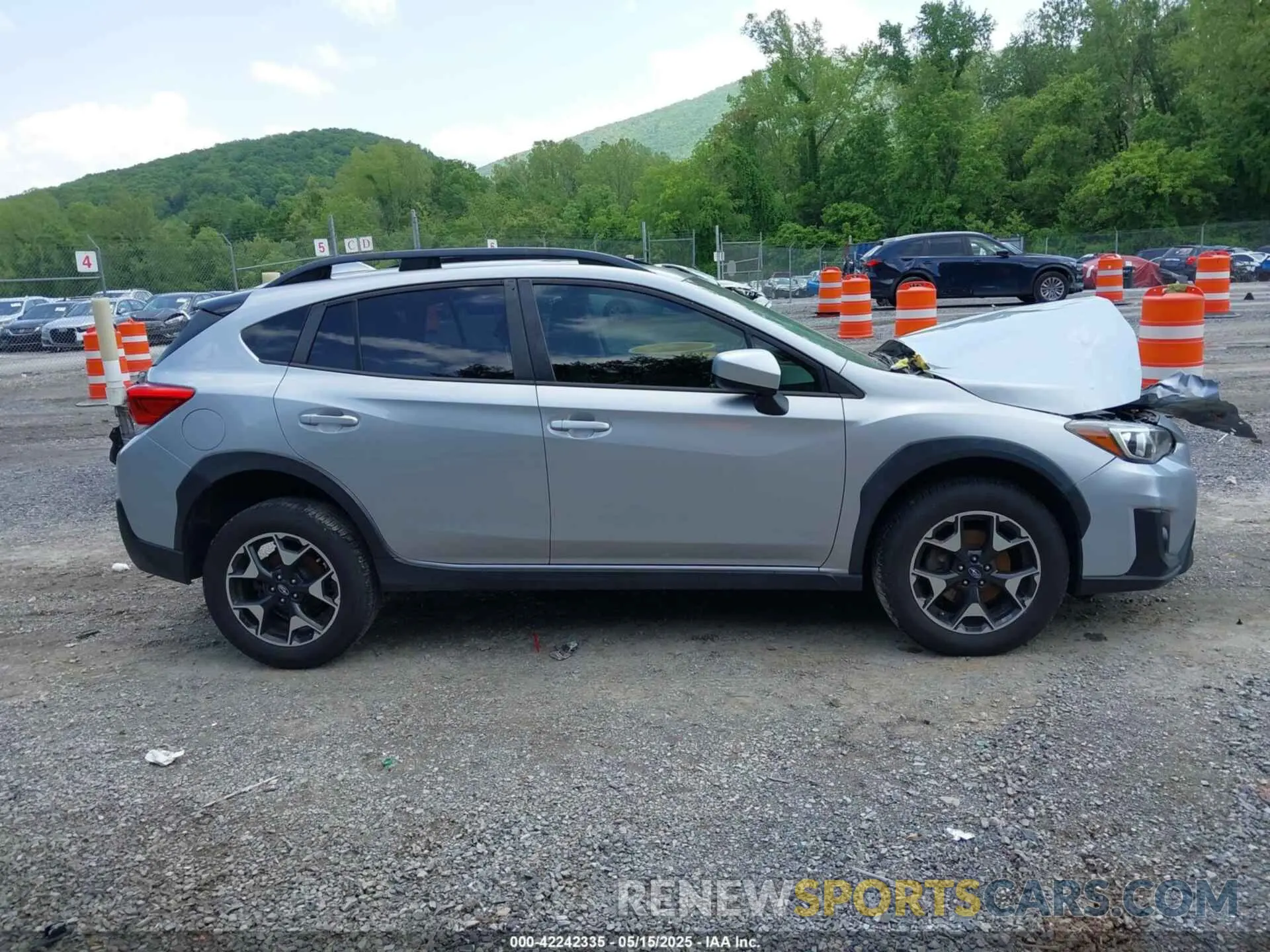 13 Photograph of a damaged car JF2GTAEC0LH252756 SUBARU CROSSTREK 2020