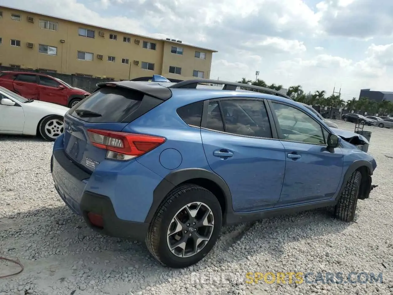 3 Photograph of a damaged car JF2GTAEC4L8203785 SUBARU CROSSTREK 2020