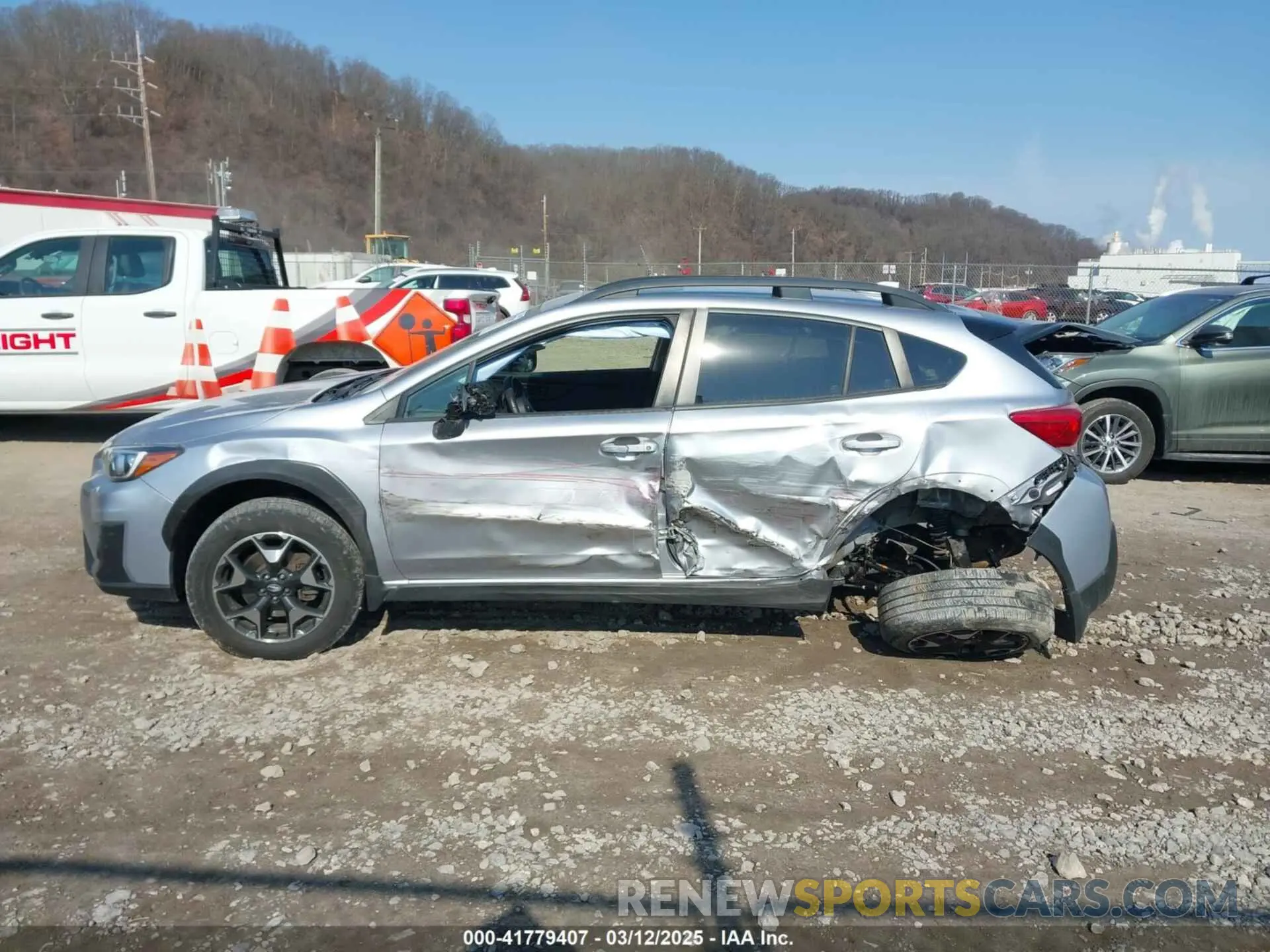 14 Photograph of a damaged car JF2GTAEC5L8222376 SUBARU CROSSTREK 2020