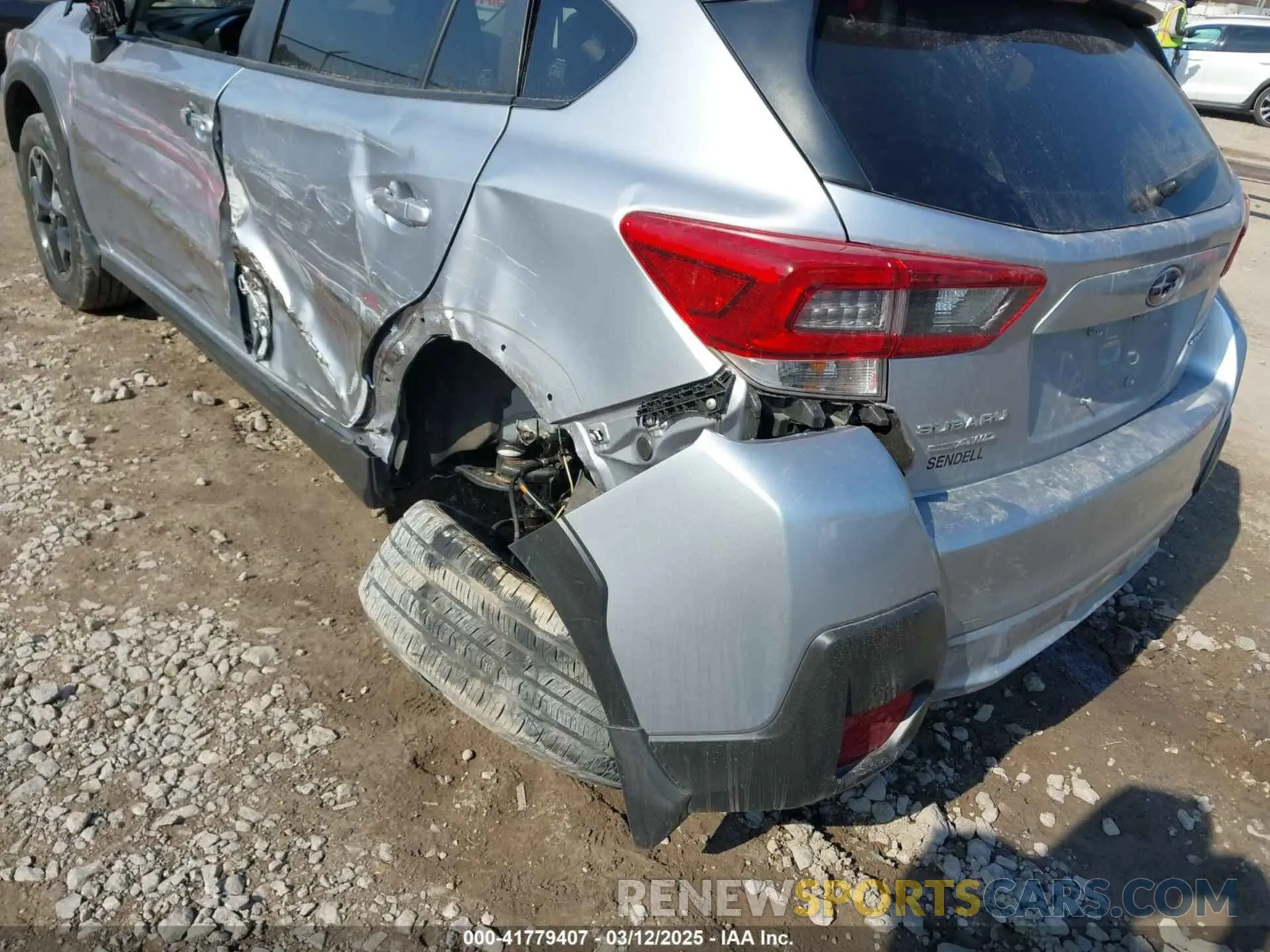 17 Photograph of a damaged car JF2GTAEC5L8222376 SUBARU CROSSTREK 2020