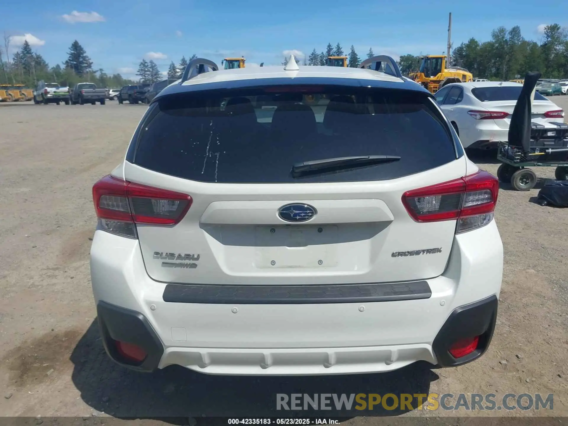 17 Photograph of a damaged car JF2GTAMC5L8234030 SUBARU CROSSTREK 2020