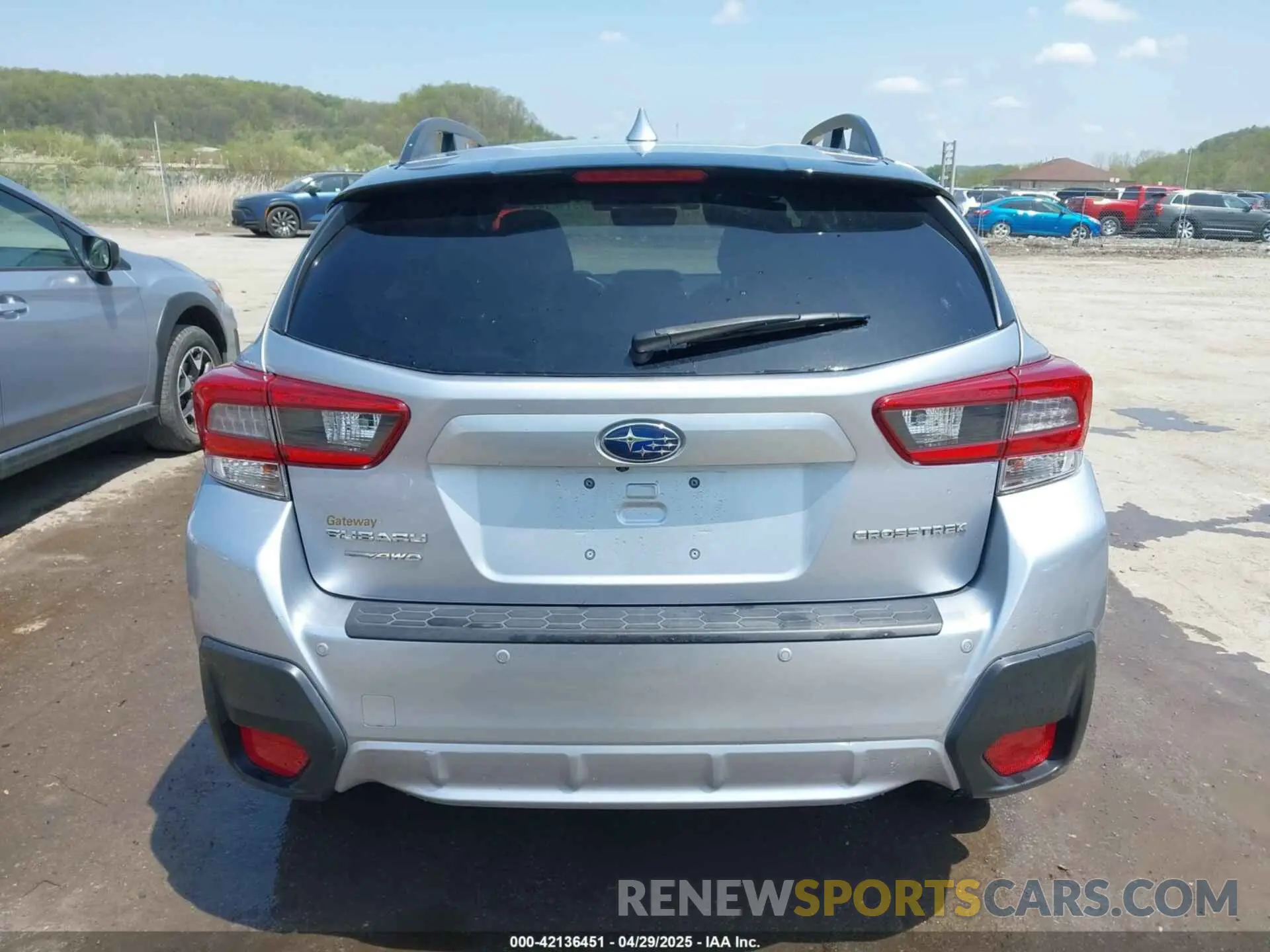 17 Photograph of a damaged car JF2GTANC3L8253741 SUBARU CROSSTREK 2020