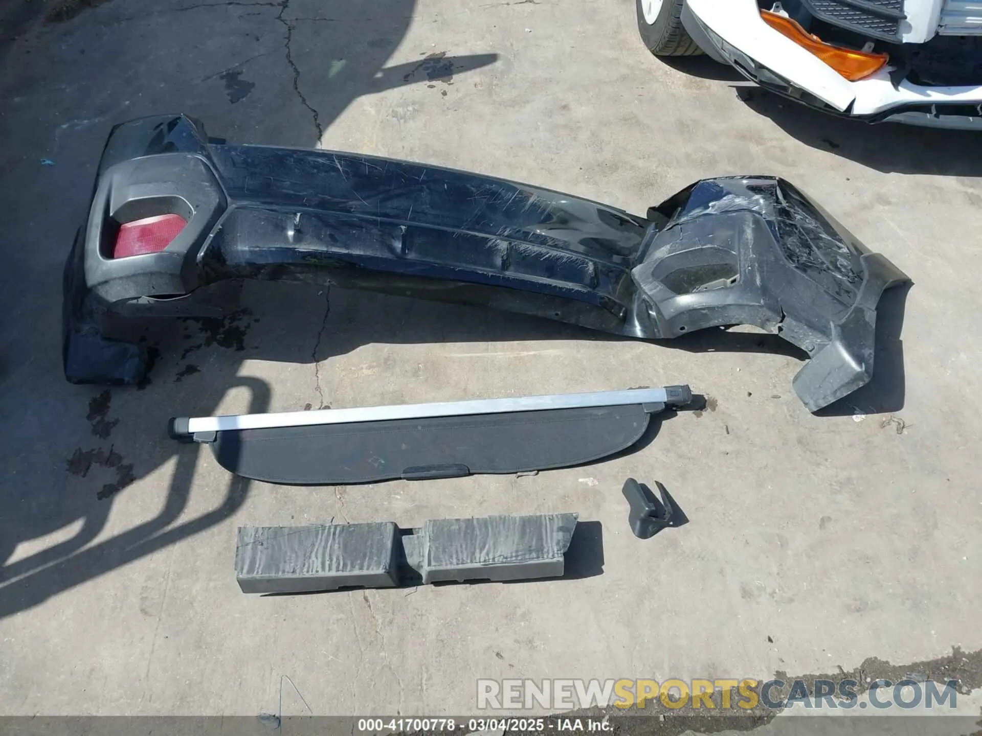 12 Photograph of a damaged car JF2GTAPC2L8277719 SUBARU CROSSTREK 2020