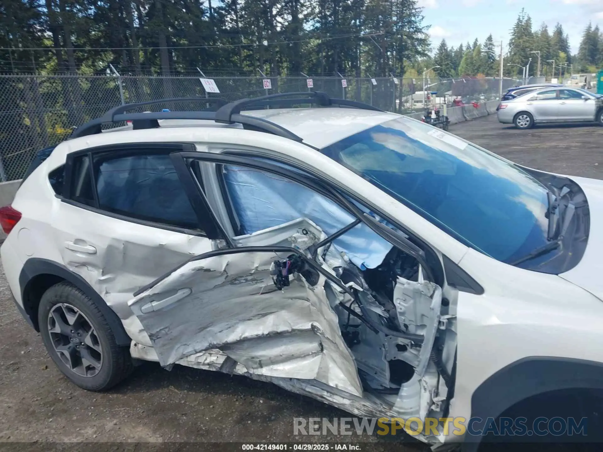 13 Photograph of a damaged car JF2GTAPC8L8219873 SUBARU CROSSTREK 2020