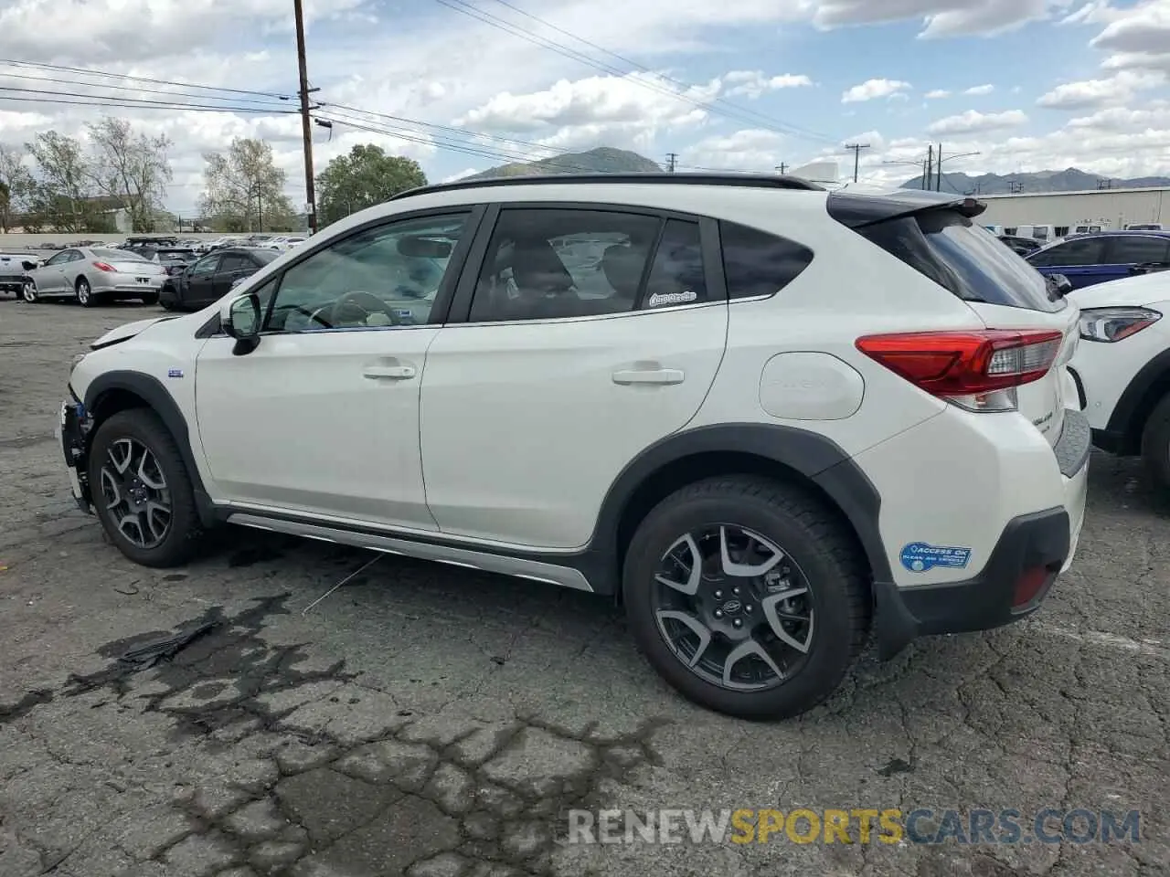2 Photograph of a damaged car JF2GTDEC5LH259641 SUBARU CROSSTREK 2020