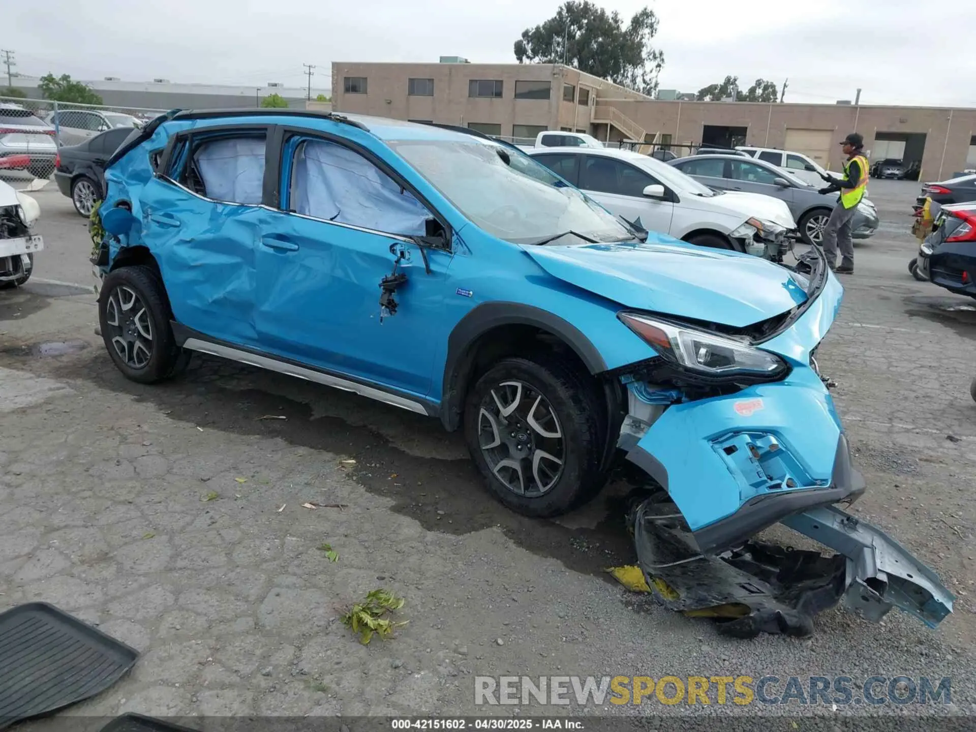 1 Photograph of a damaged car JF2GTDNC7LH282371 SUBARU CROSSTREK 2020