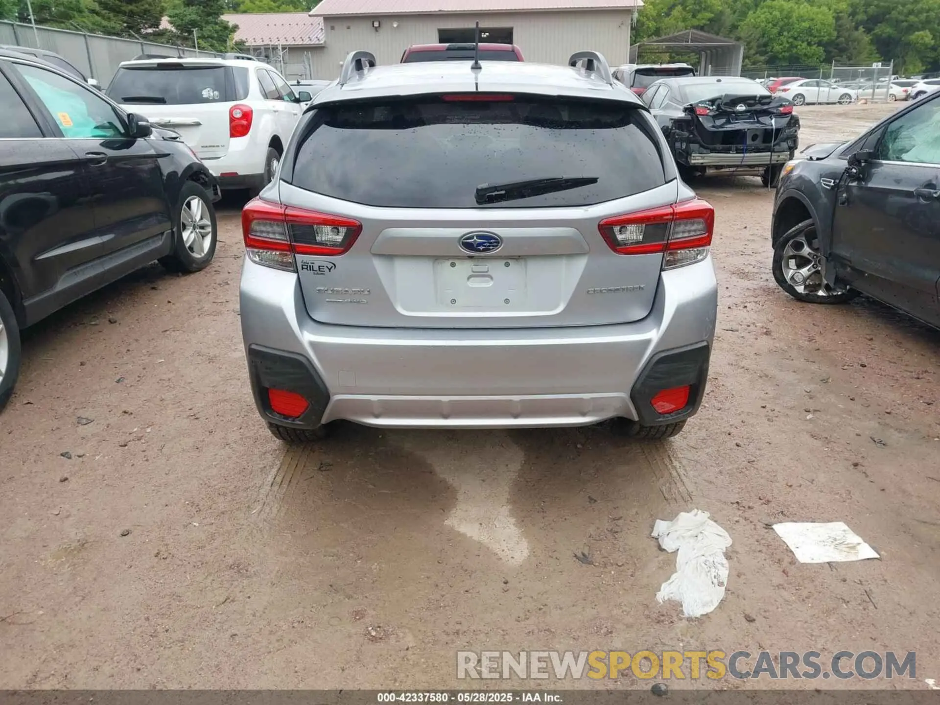 4 Photograph of a damaged car JF2GTAAC9M9393651 SUBARU CROSSTREK 2021