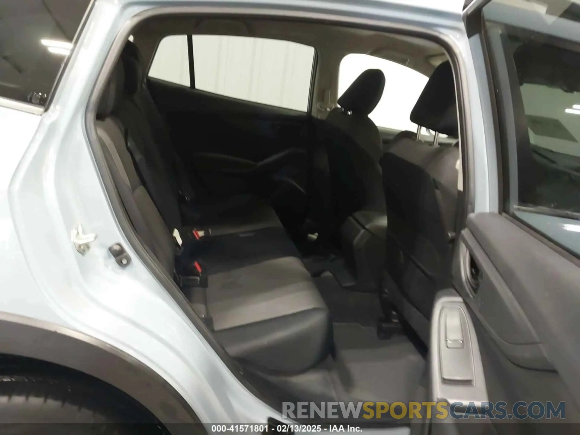 8 Photograph of a damaged car JF2GTABC3M8283070 SUBARU CROSSTREK 2021