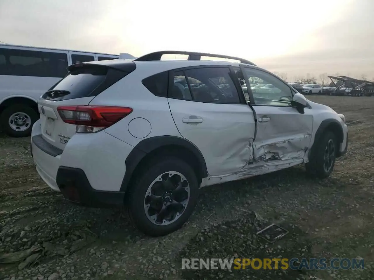 3 Photograph of a damaged car JF2GTAEC4M8203383 SUBARU CROSSTREK 2021
