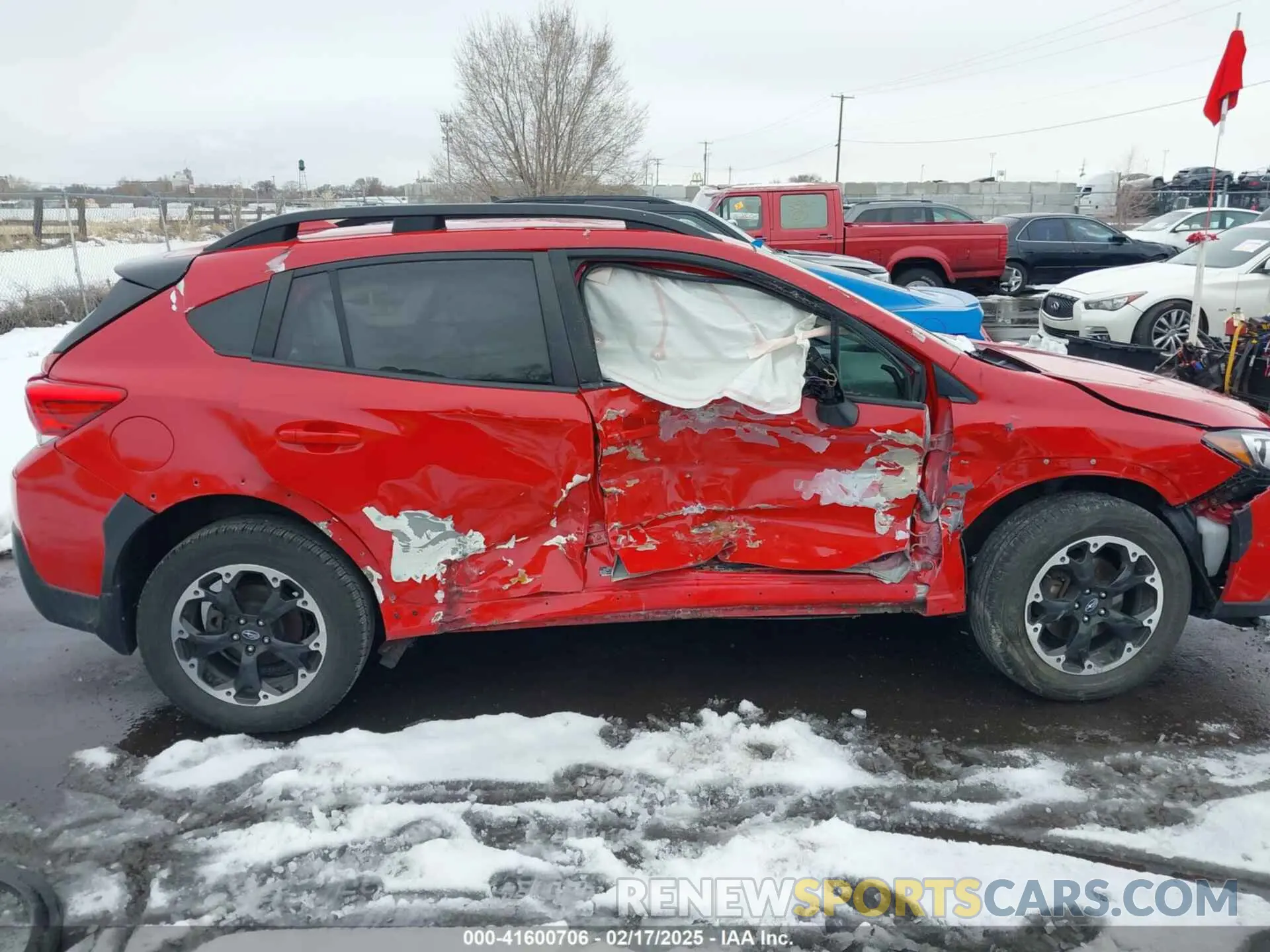 13 Photograph of a damaged car JF2GTAPC5M8328647 SUBARU CROSSTREK 2021