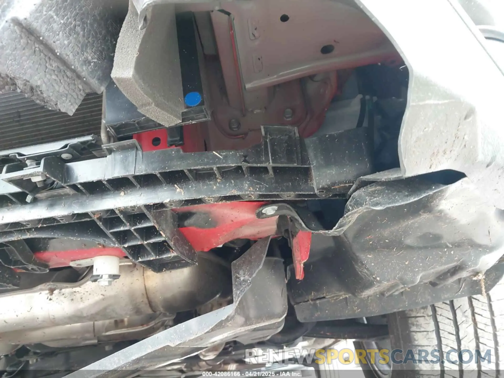 18 Photograph of a damaged car JF2GTAPC5M8656618 SUBARU CROSSTREK 2021