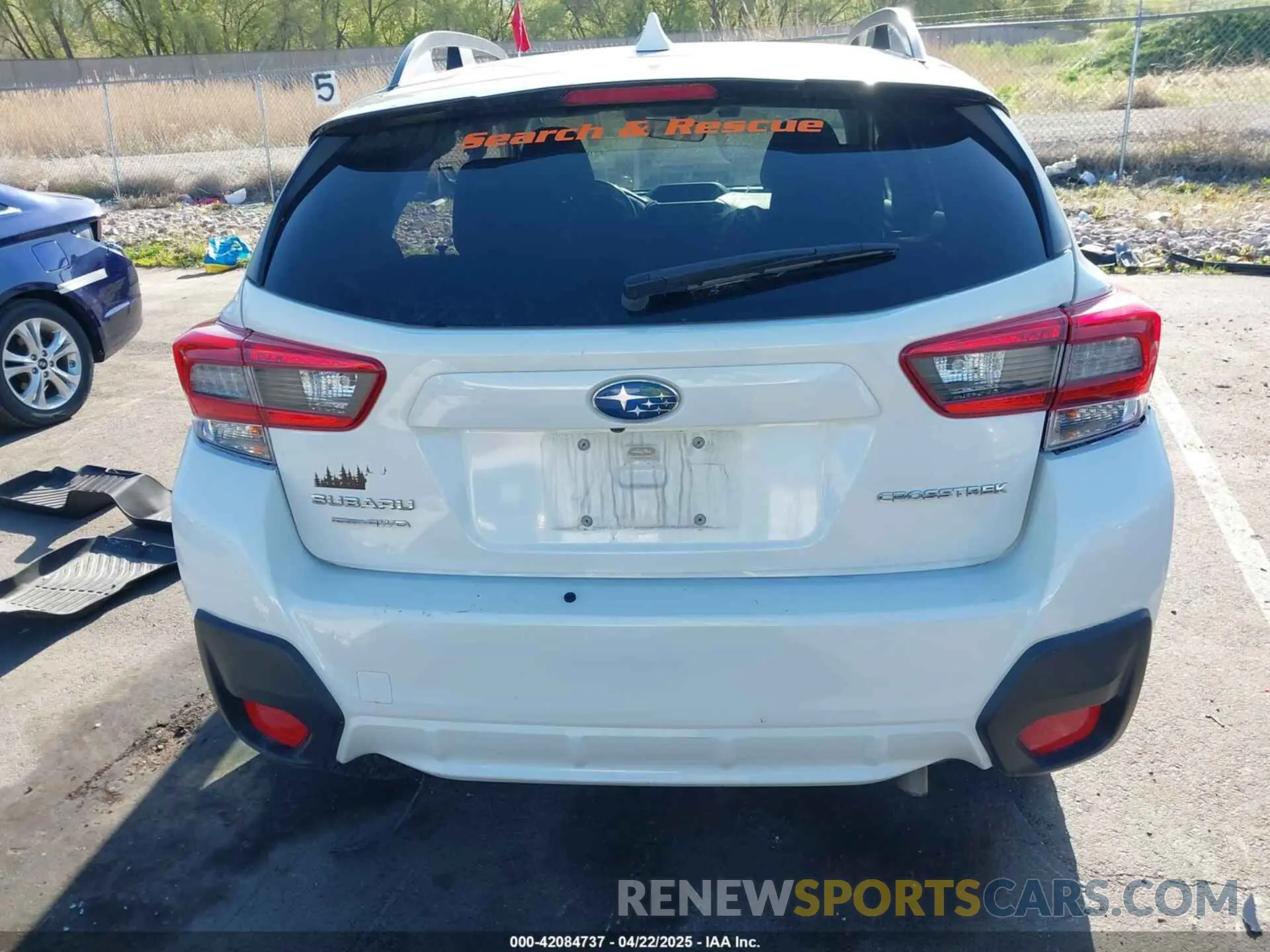 17 Photograph of a damaged car JF2GTAPC8M8262207 SUBARU CROSSTREK 2021