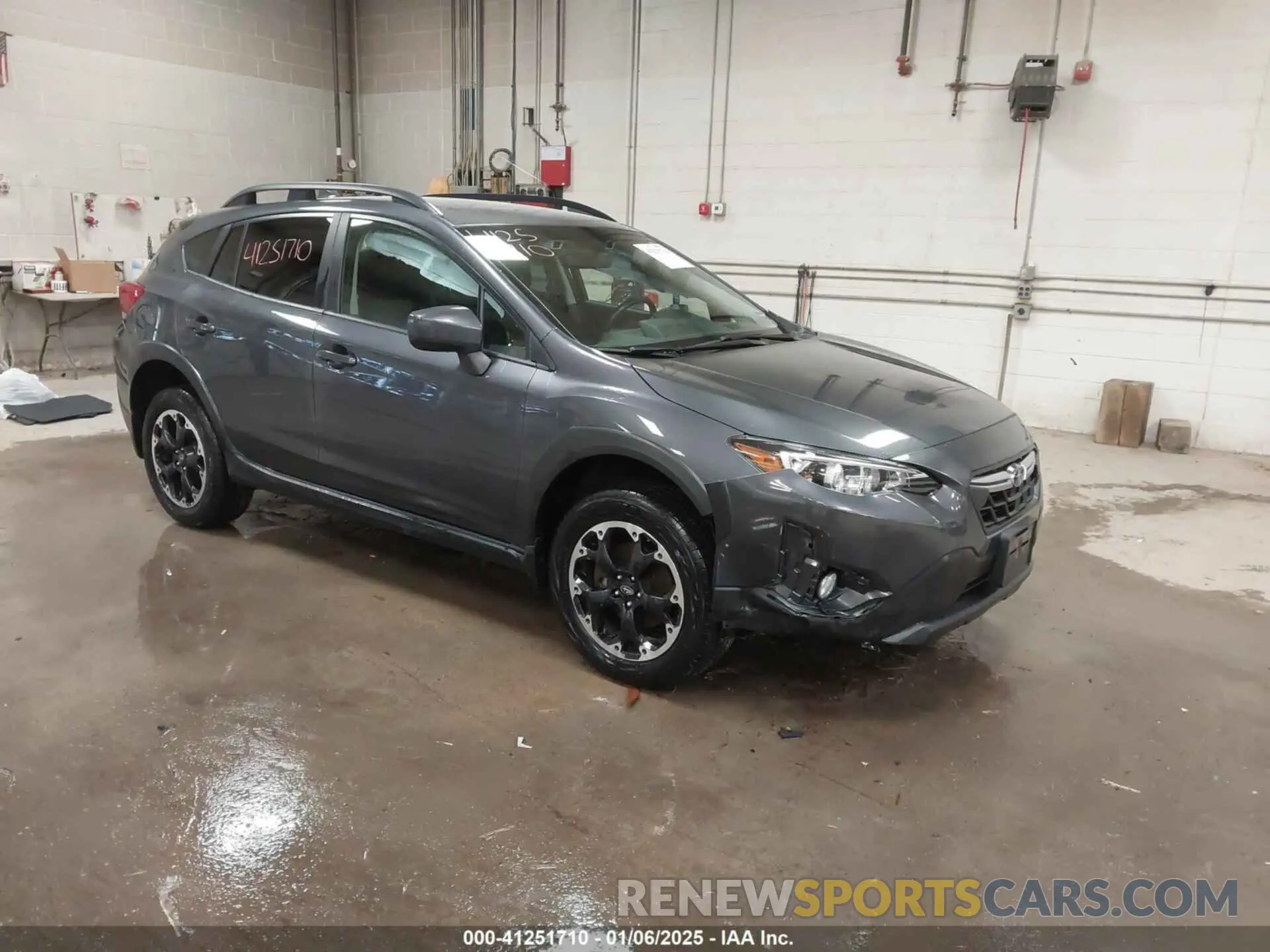 1 Photograph of a damaged car JF2GTAPC9MH392447 SUBARU CROSSTREK 2021