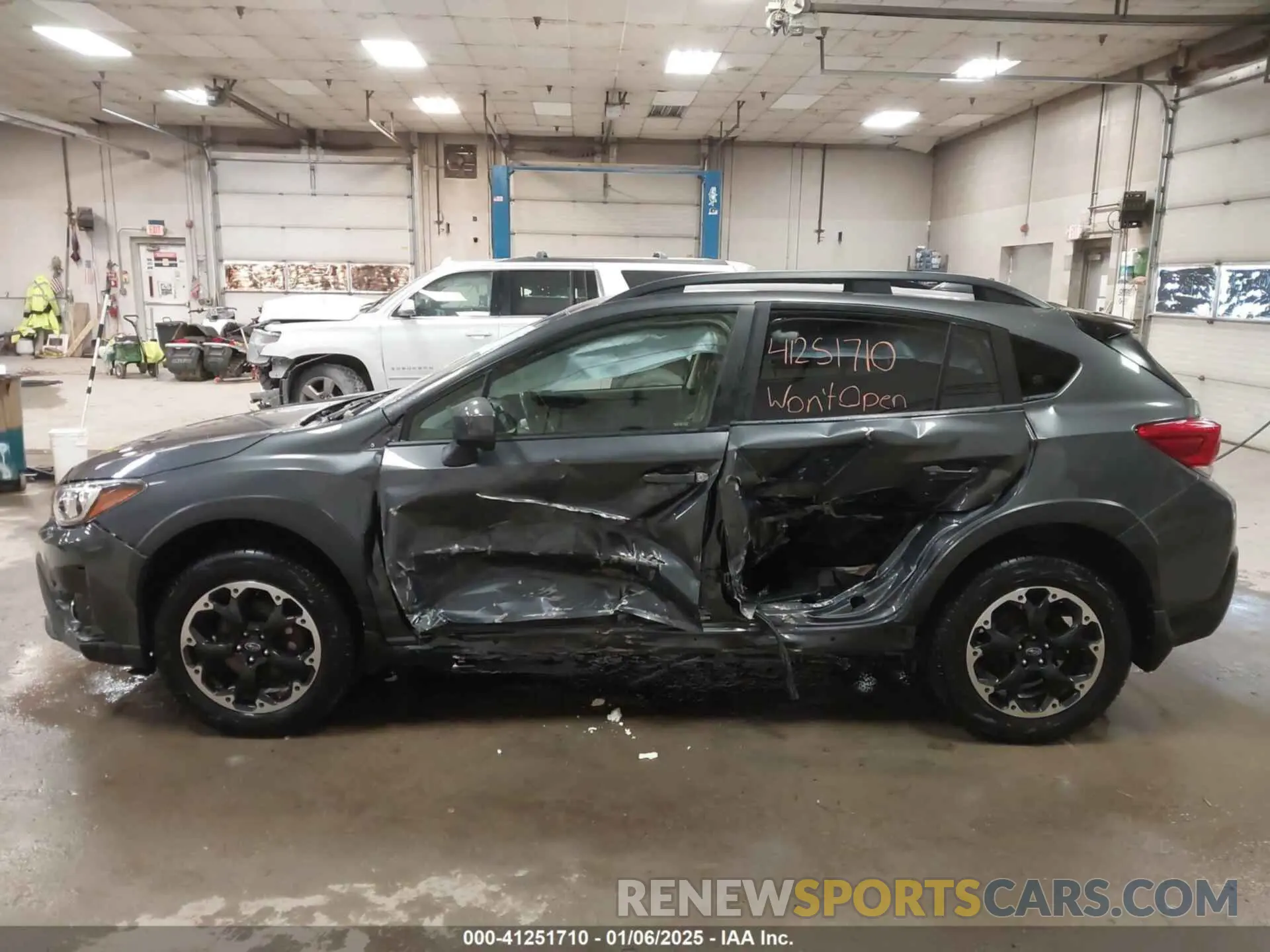 14 Photograph of a damaged car JF2GTAPC9MH392447 SUBARU CROSSTREK 2021