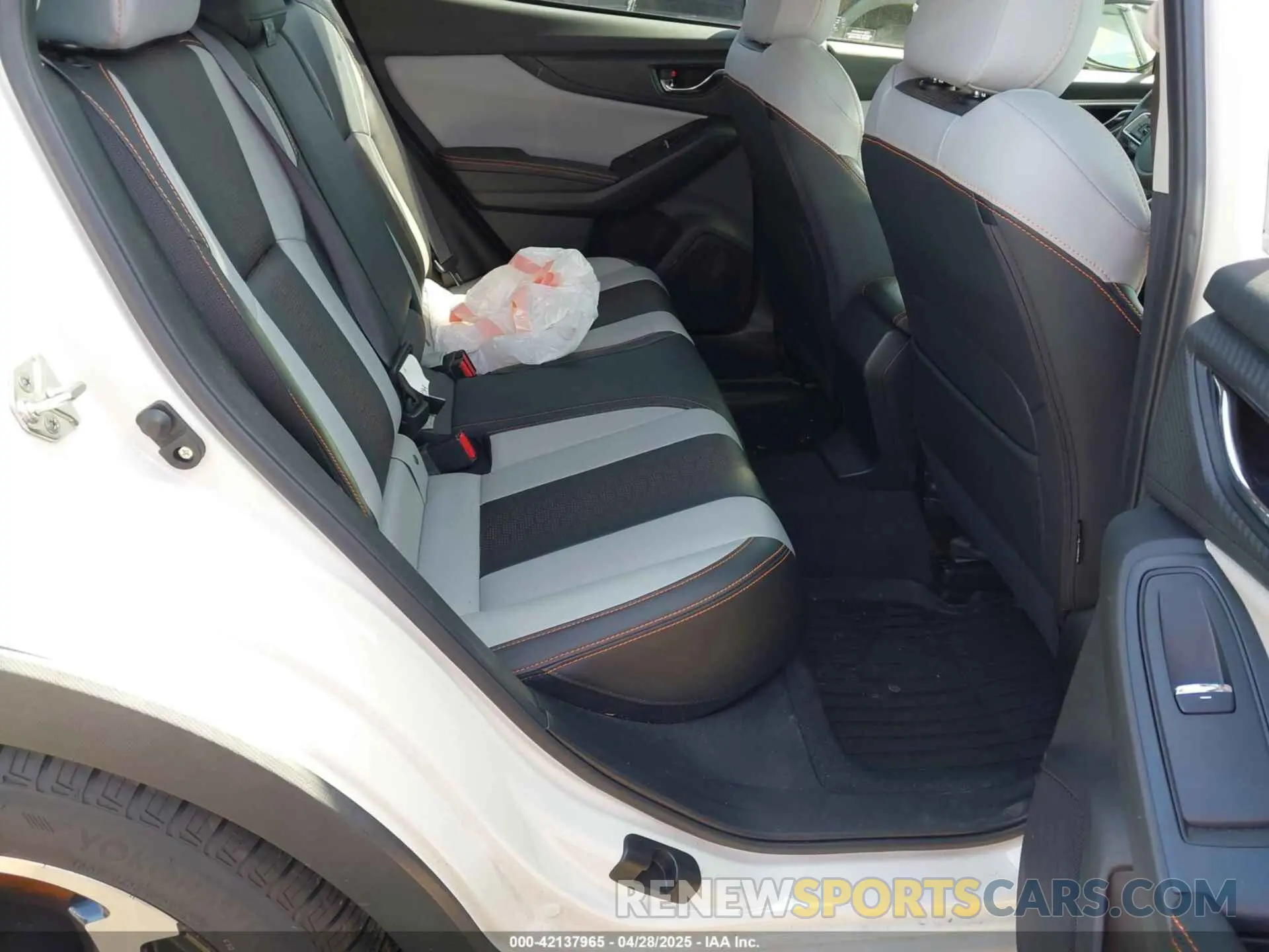 8 Photograph of a damaged car JF2GTHMC7M8240647 SUBARU CROSSTREK 2021
