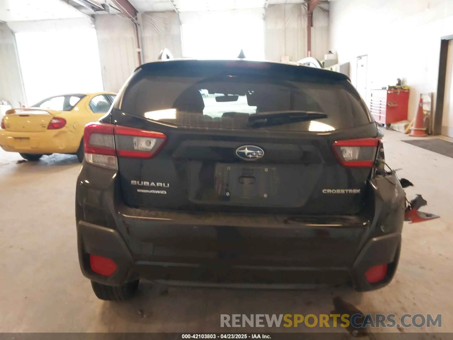 16 Photograph of a damaged car JF2GTHMC9M8231805 SUBARU CROSSTREK 2021